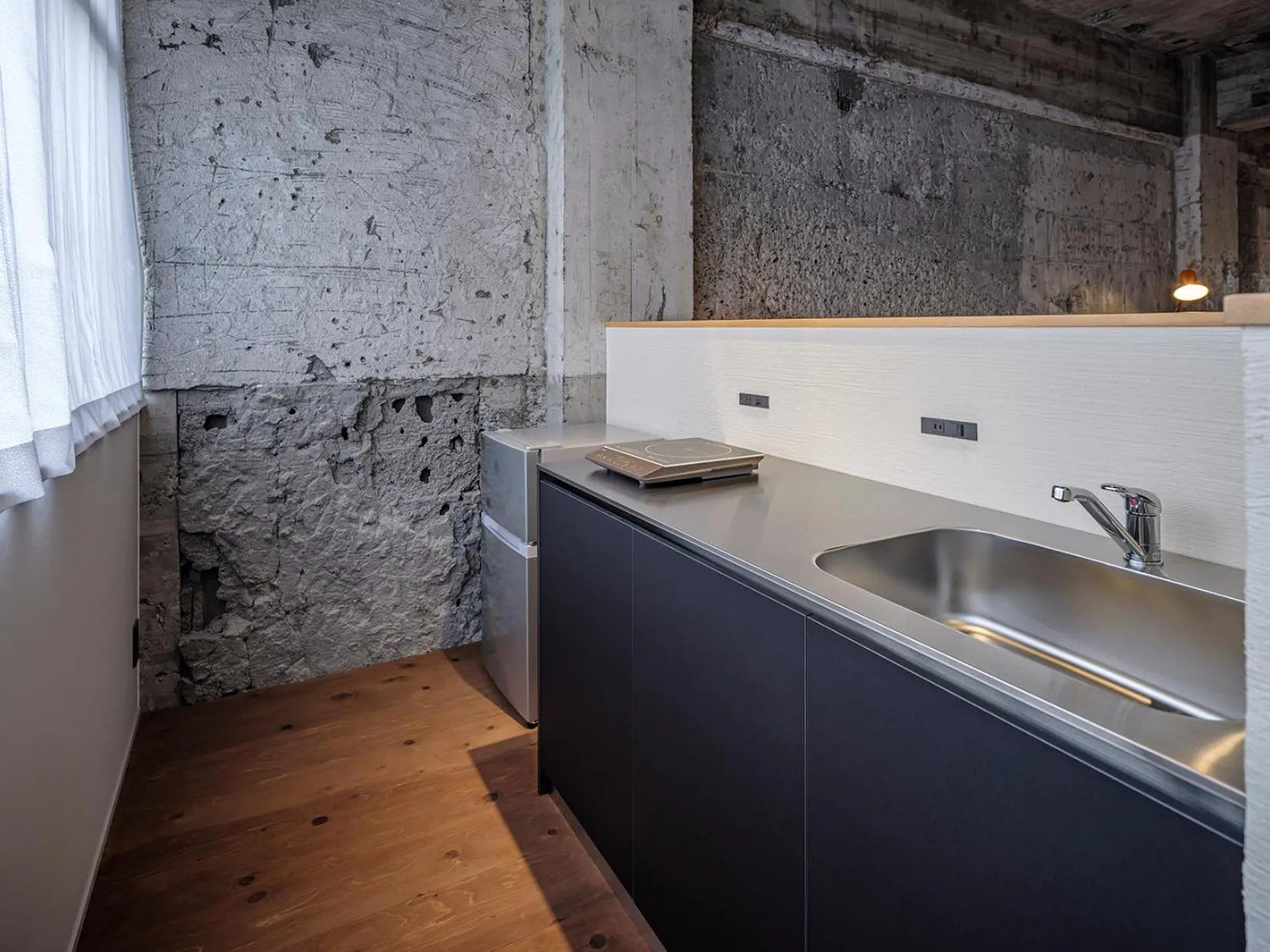 Photo of the whole room in Arcade Hotel