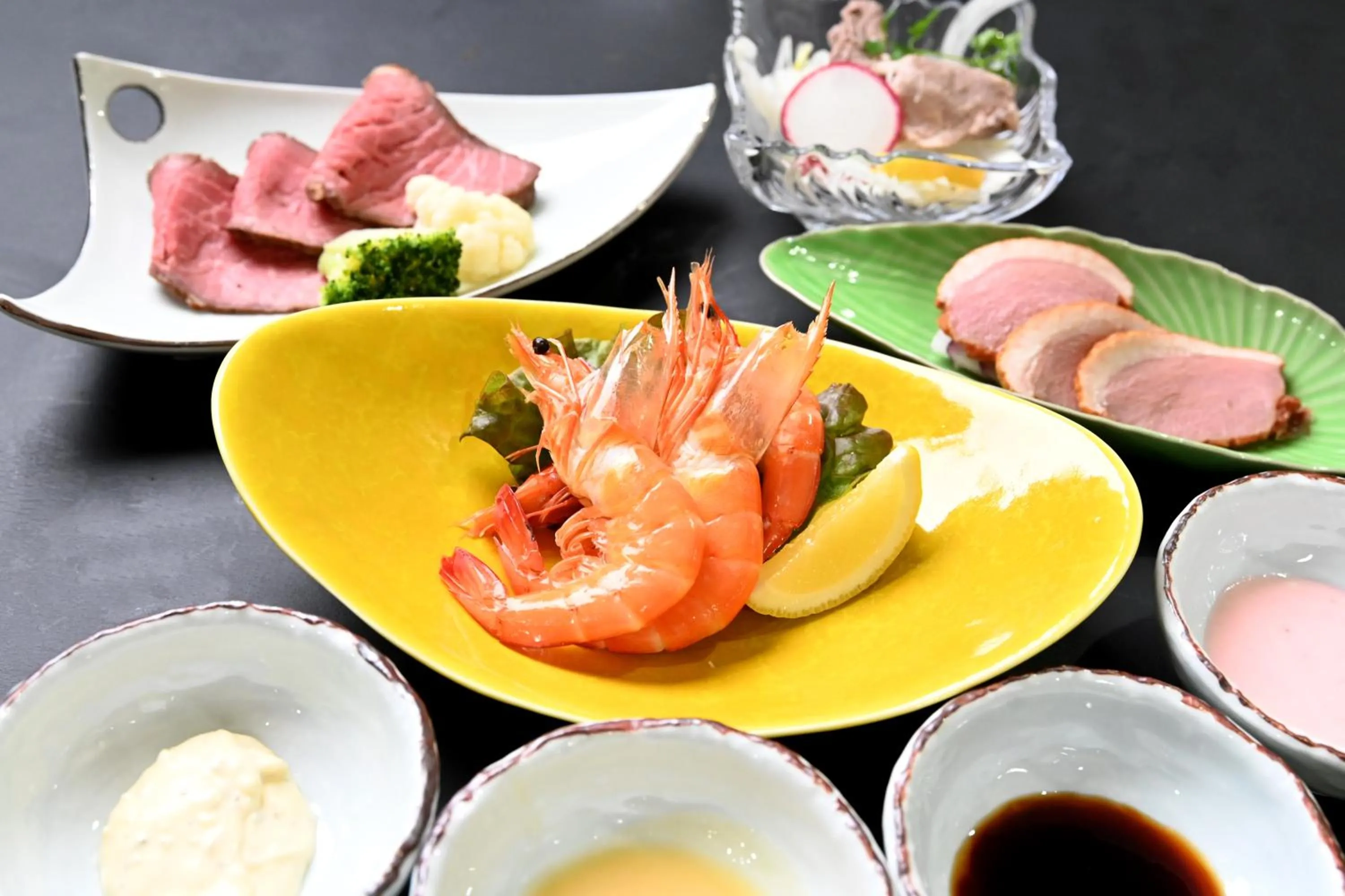 Dinner in Sansuikan Kawayu Midoriya