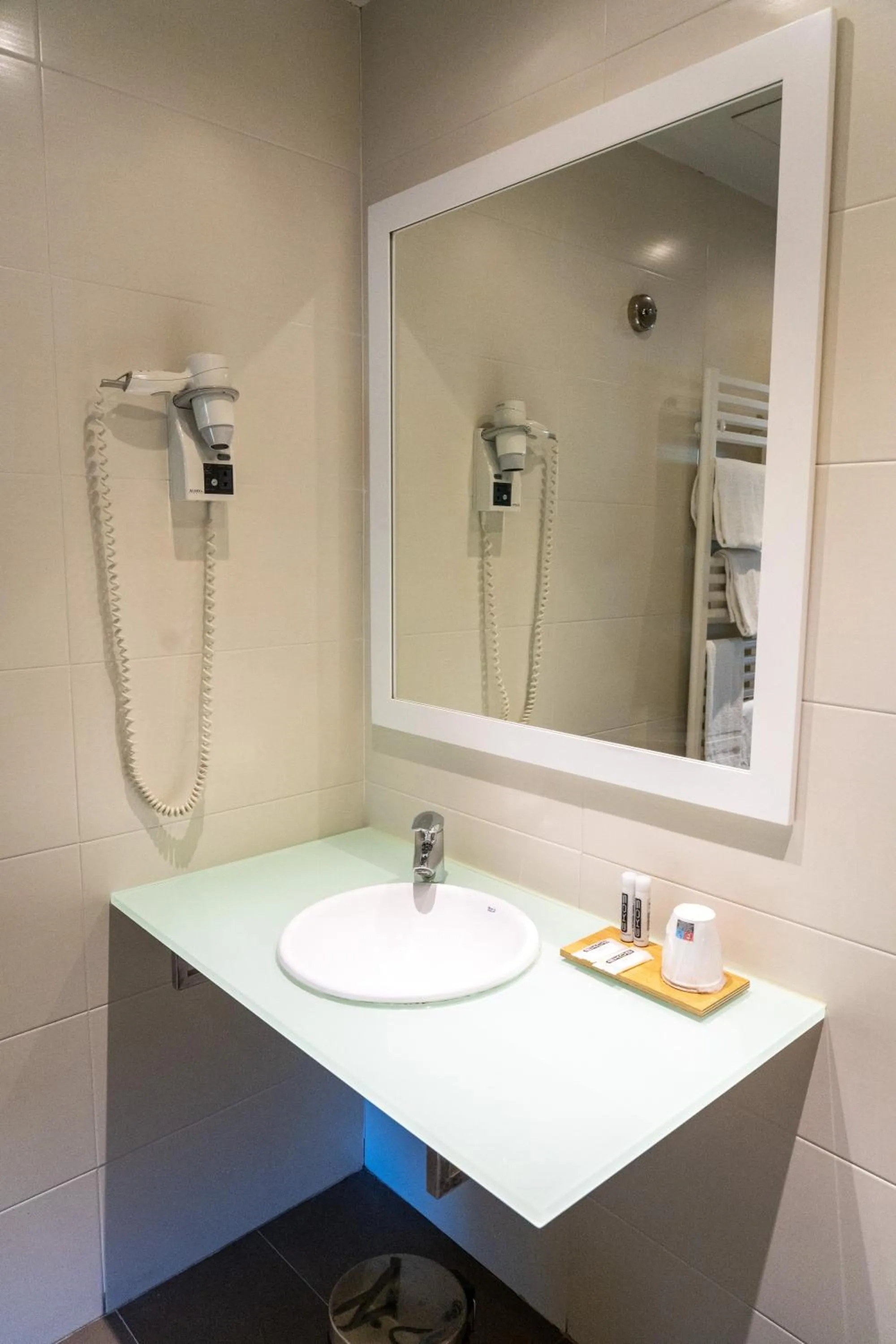 Bathroom in Hotel y Apartamentos SNÖ Isaba