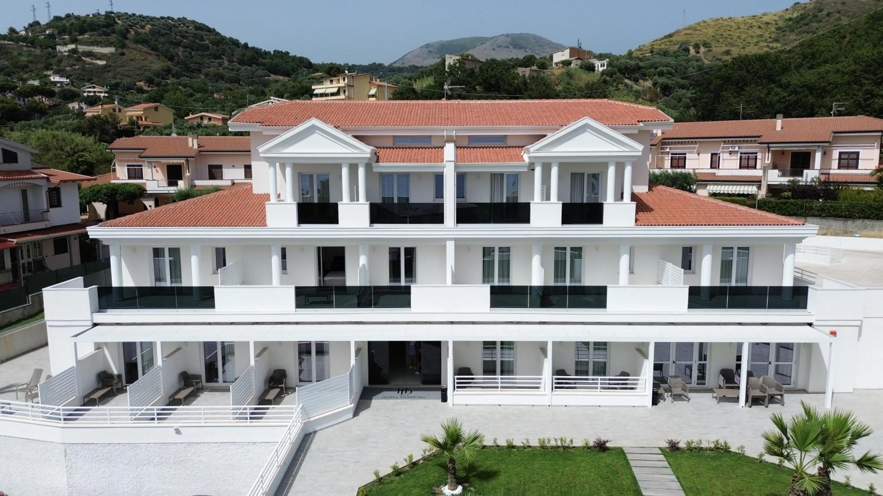 Property building in Hotel Diadema
