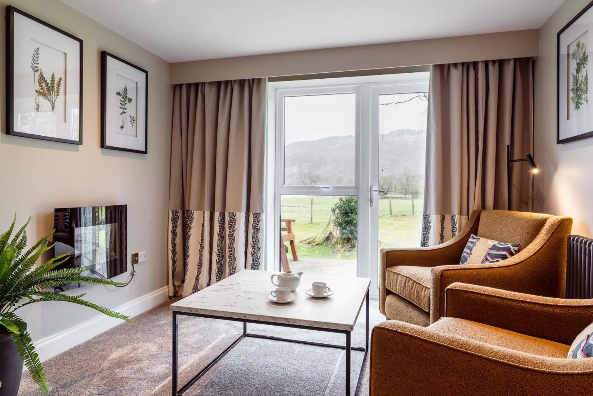 Bedroom in Borrowdale Gates Hotel