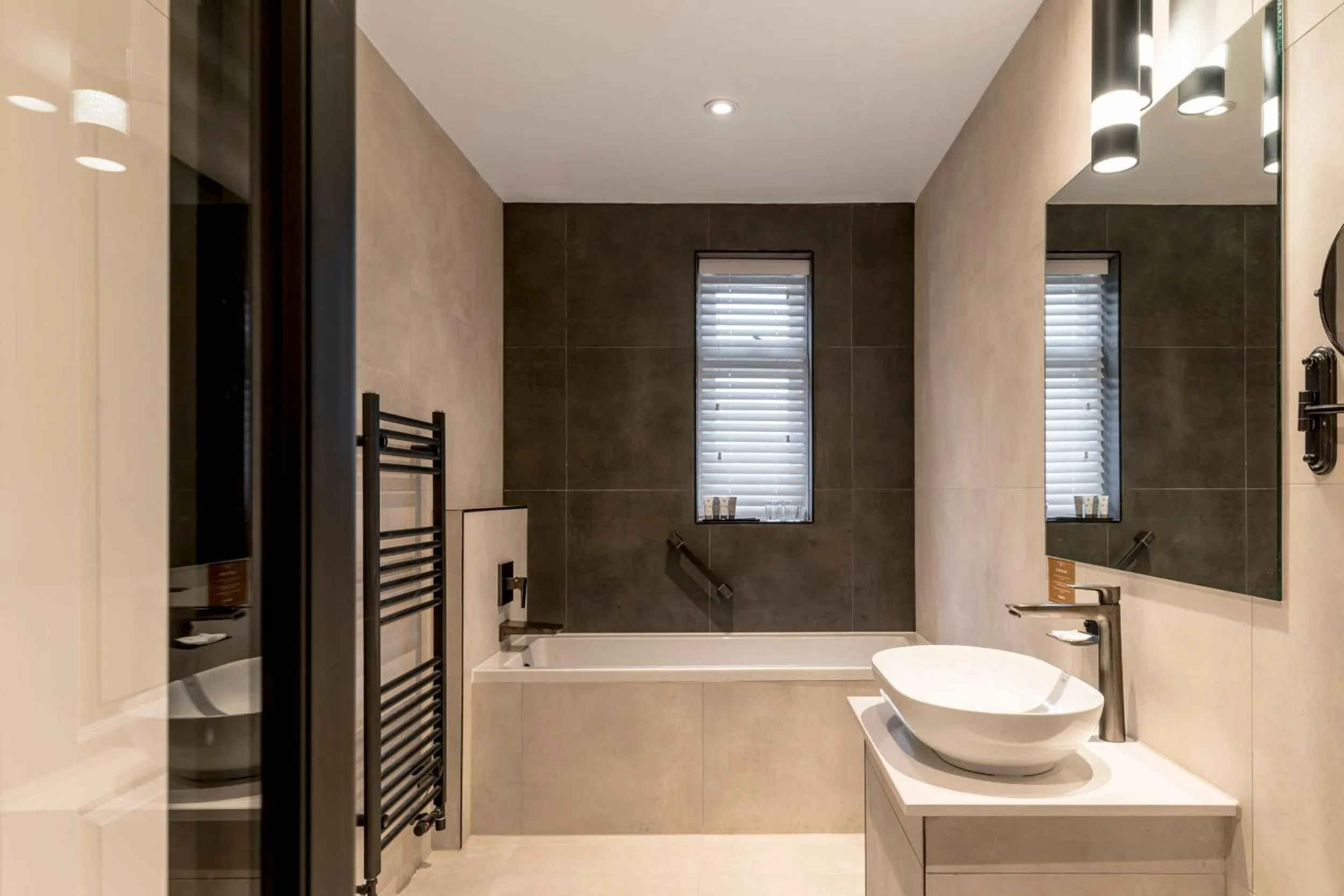 Bathroom in Borrowdale Gates Hotel