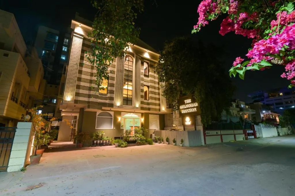 Property building in Gulmohar Mansion - A Boutique Stay