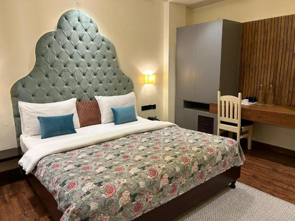Bed in Gulmohar Mansion - A Boutique Stay