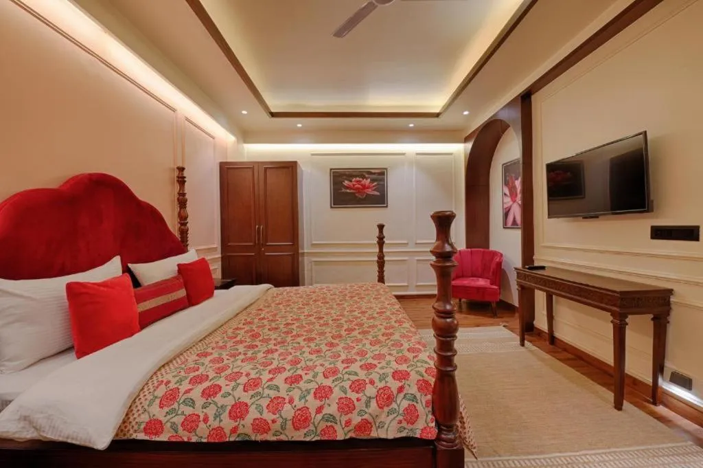 Bed in Gulmohar Mansion - A Boutique Stay
