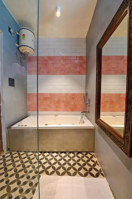 Hot Tub in Gulmohar Mansion - A Boutique Stay