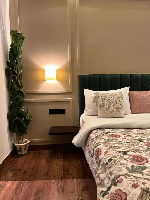 Bed in Gulmohar Mansion - A Boutique Stay