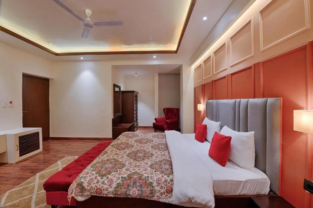 Bed in Gulmohar Mansion - A Boutique Stay