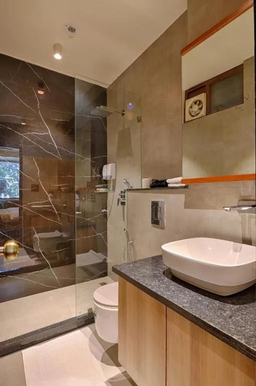 Shower in Gulmohar Mansion - A Boutique Stay