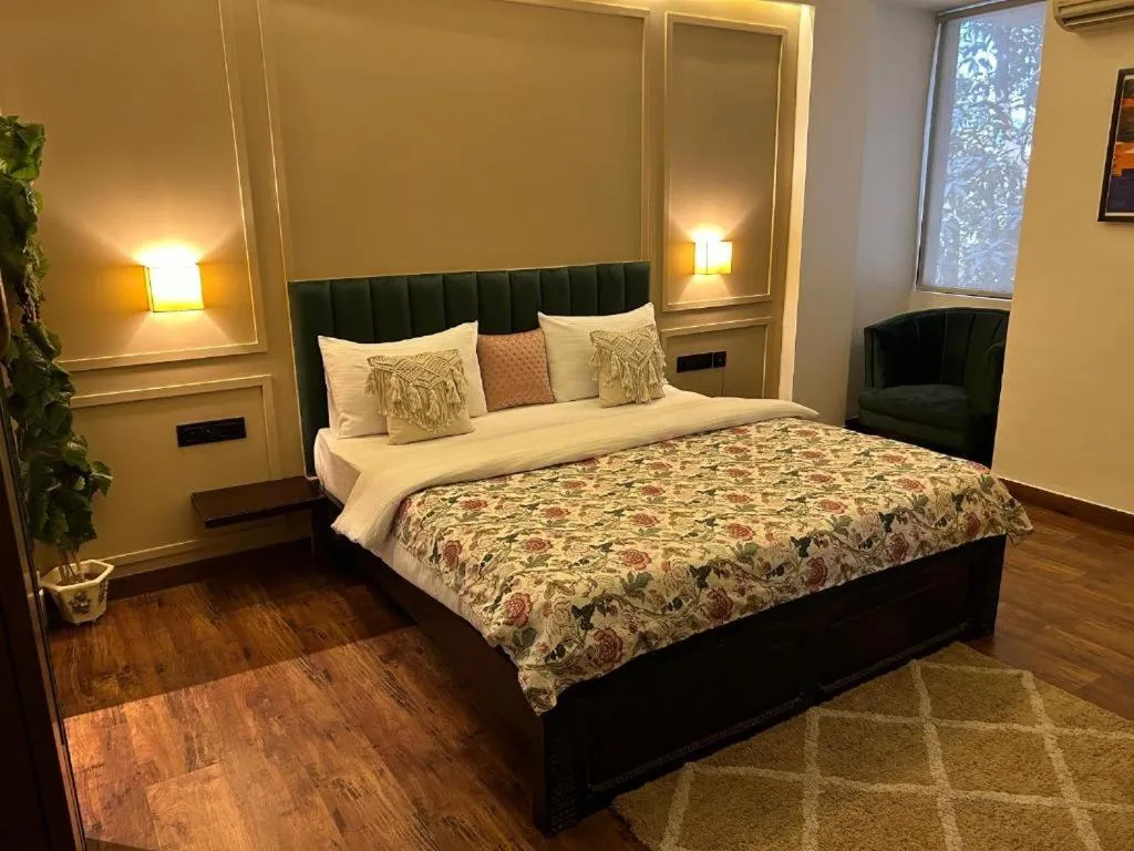Bed in Gulmohar Mansion - A Boutique Stay