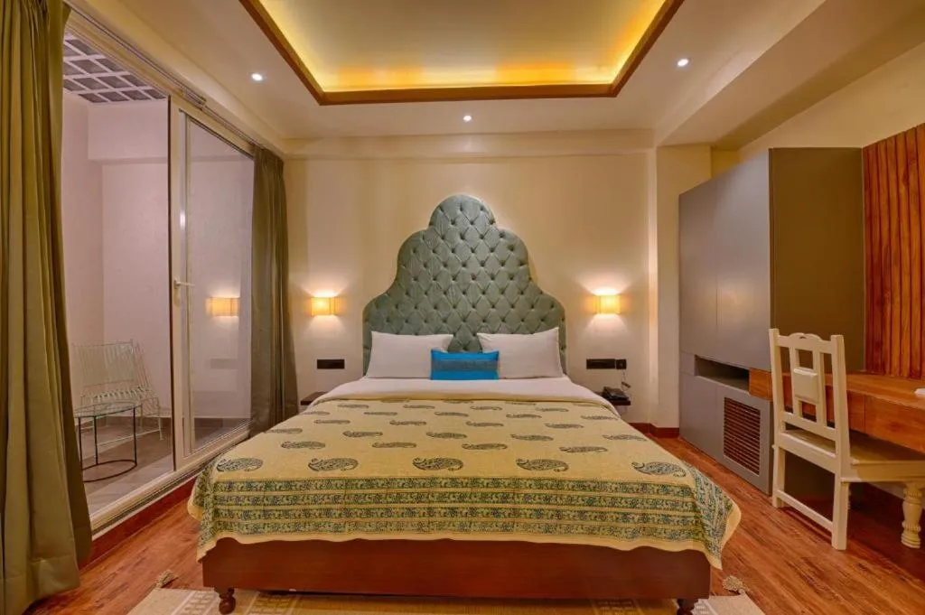 Bed in Gulmohar Mansion - A Boutique Stay