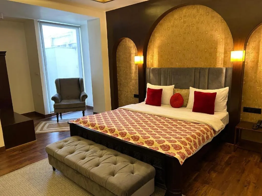 Bed in Gulmohar Mansion - A Boutique Stay