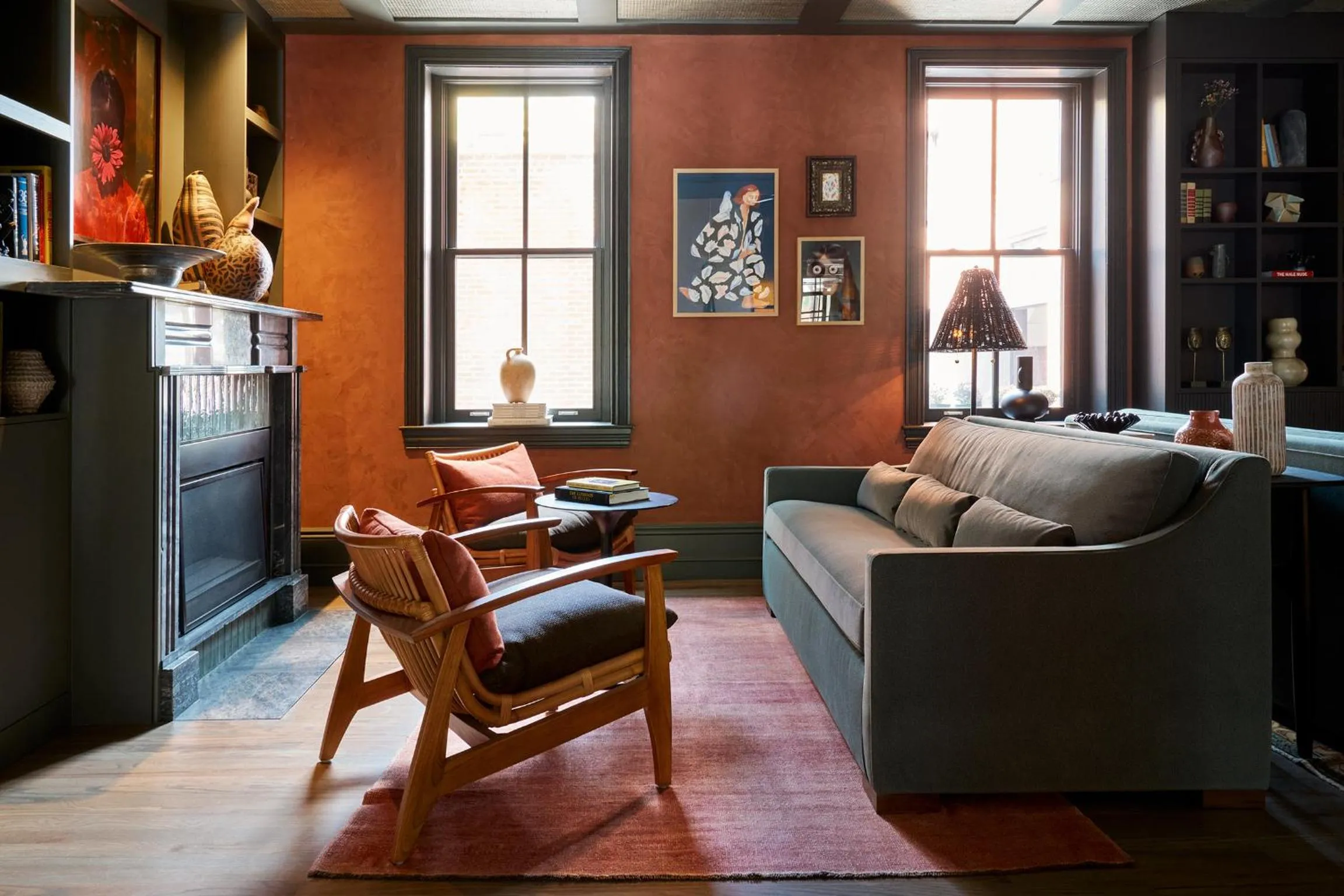 Seating area in Anna and Bel