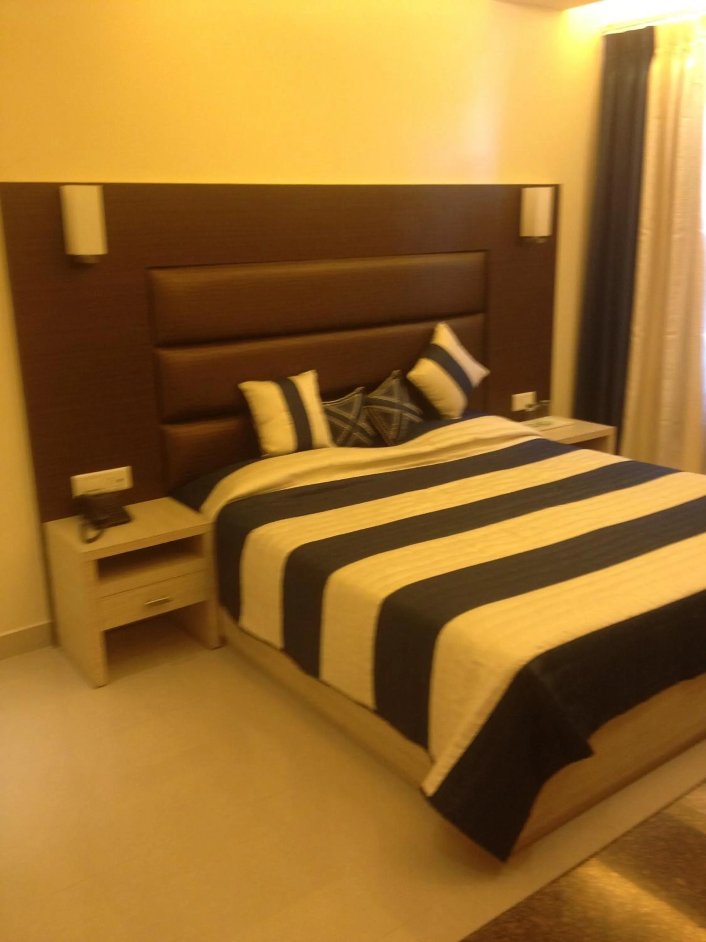 Bed in Hotel Shompen