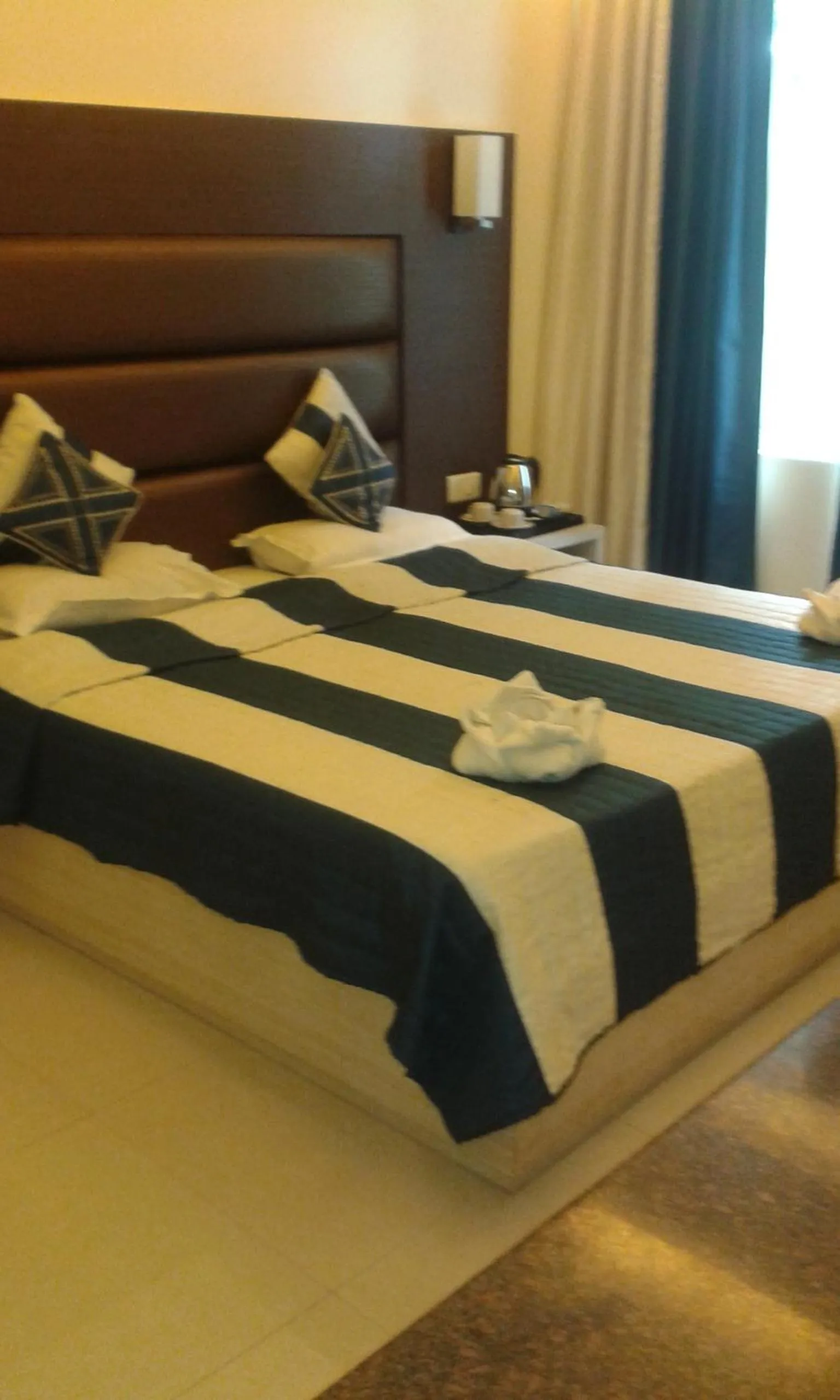 Bed in Hotel Shompen