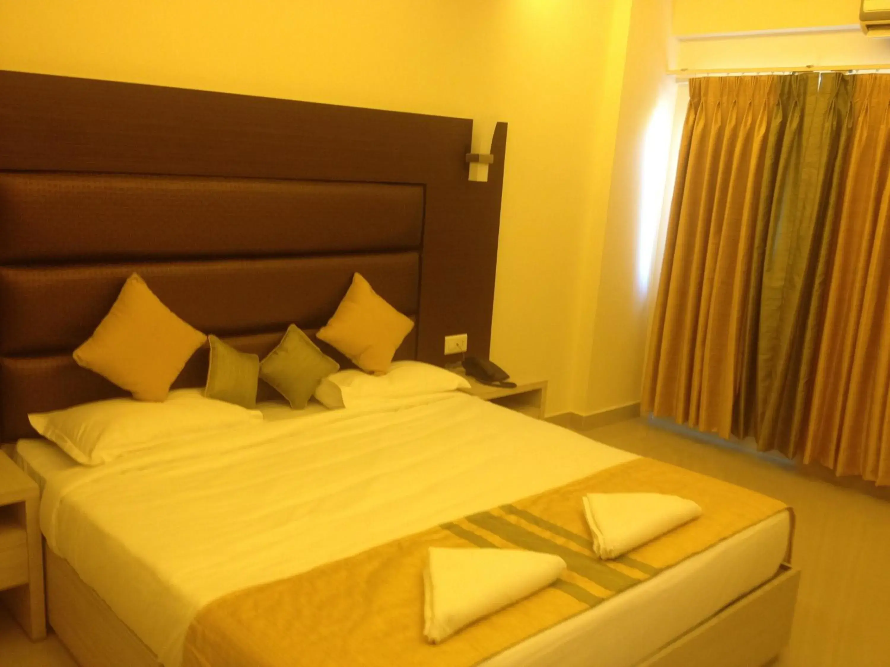 Deluxe Double Room in Hotel Shompen - Port Blair Deluxe Double Room in Hotel Shompen - Port Blair