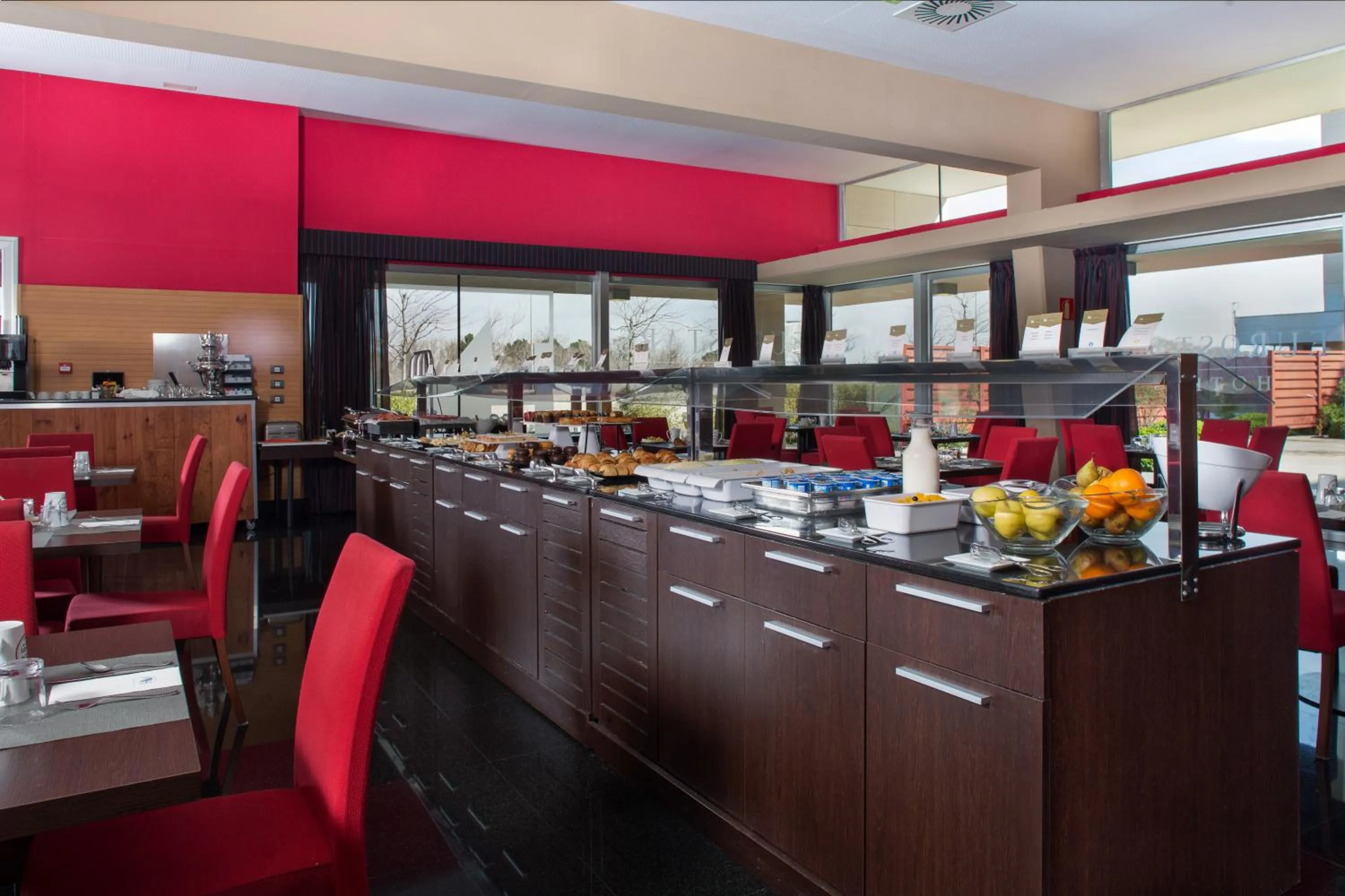 Lounge or bar in Eurostars Rey Fernando