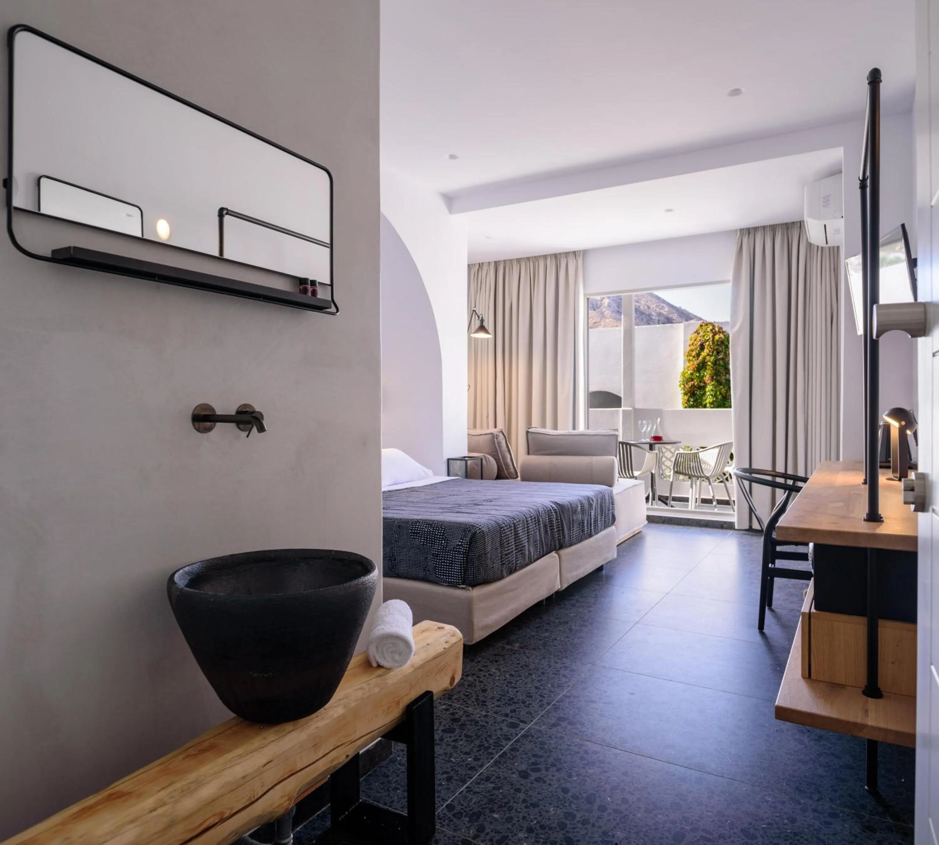 Photo of the whole room, Bed in Afroditi Venus Beach Resort