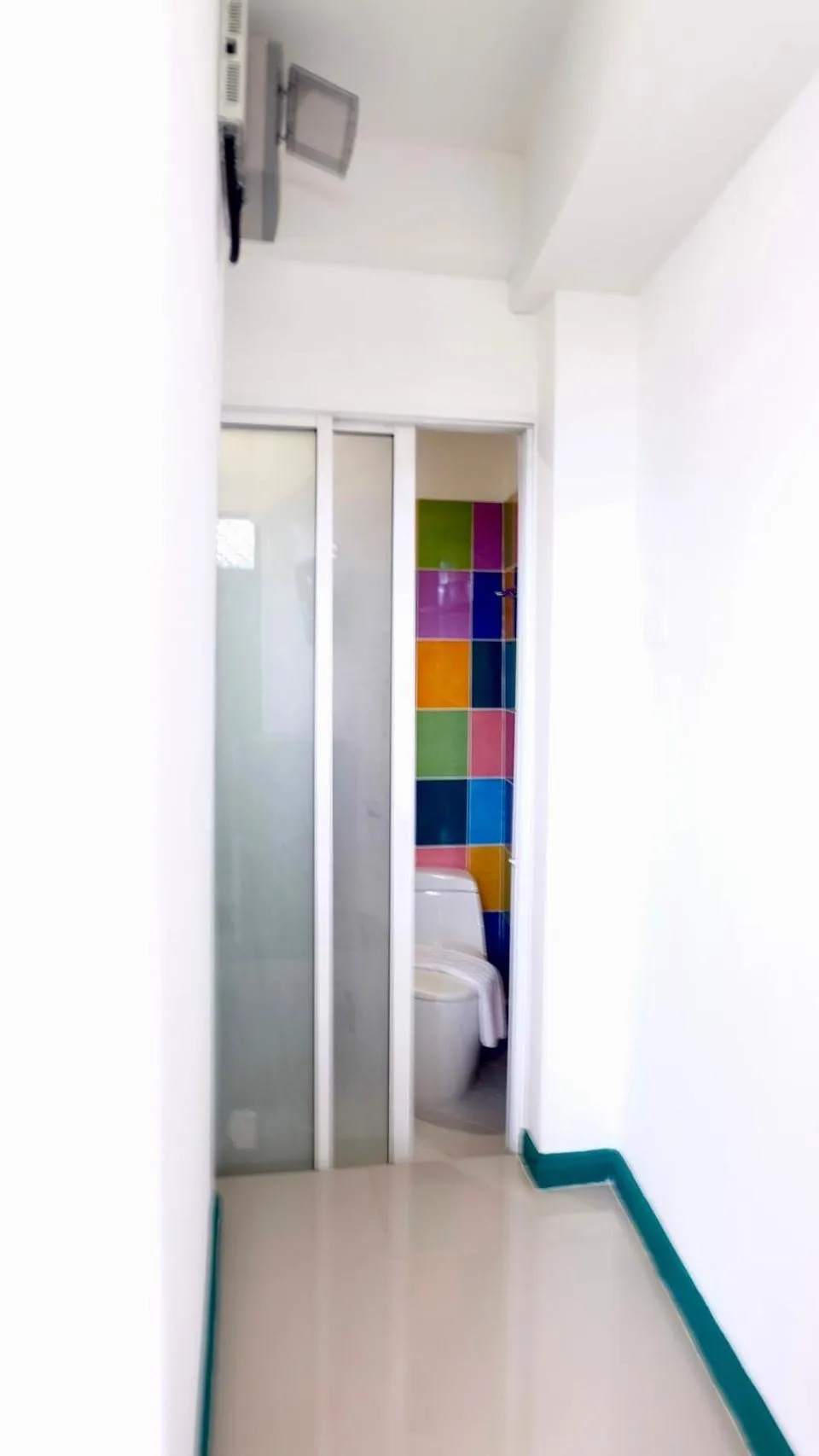 Bathroom in Yellow Lamoon Hotel