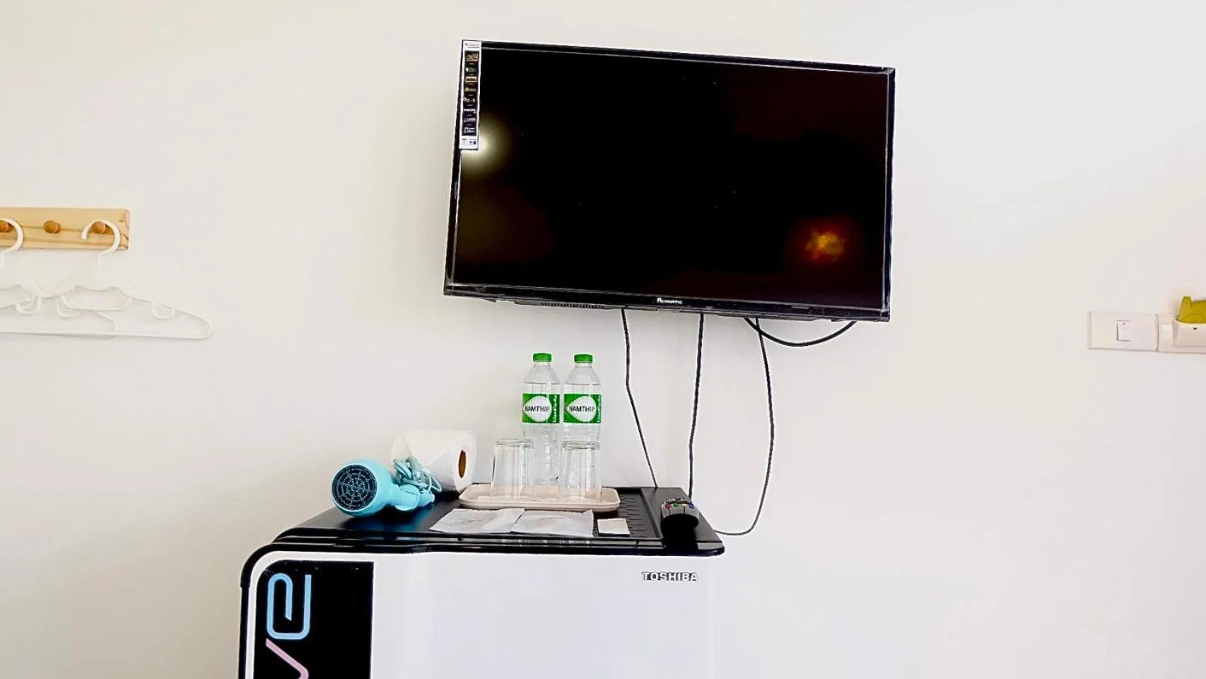 TV and multimedia in Yellow Lamoon Hotel