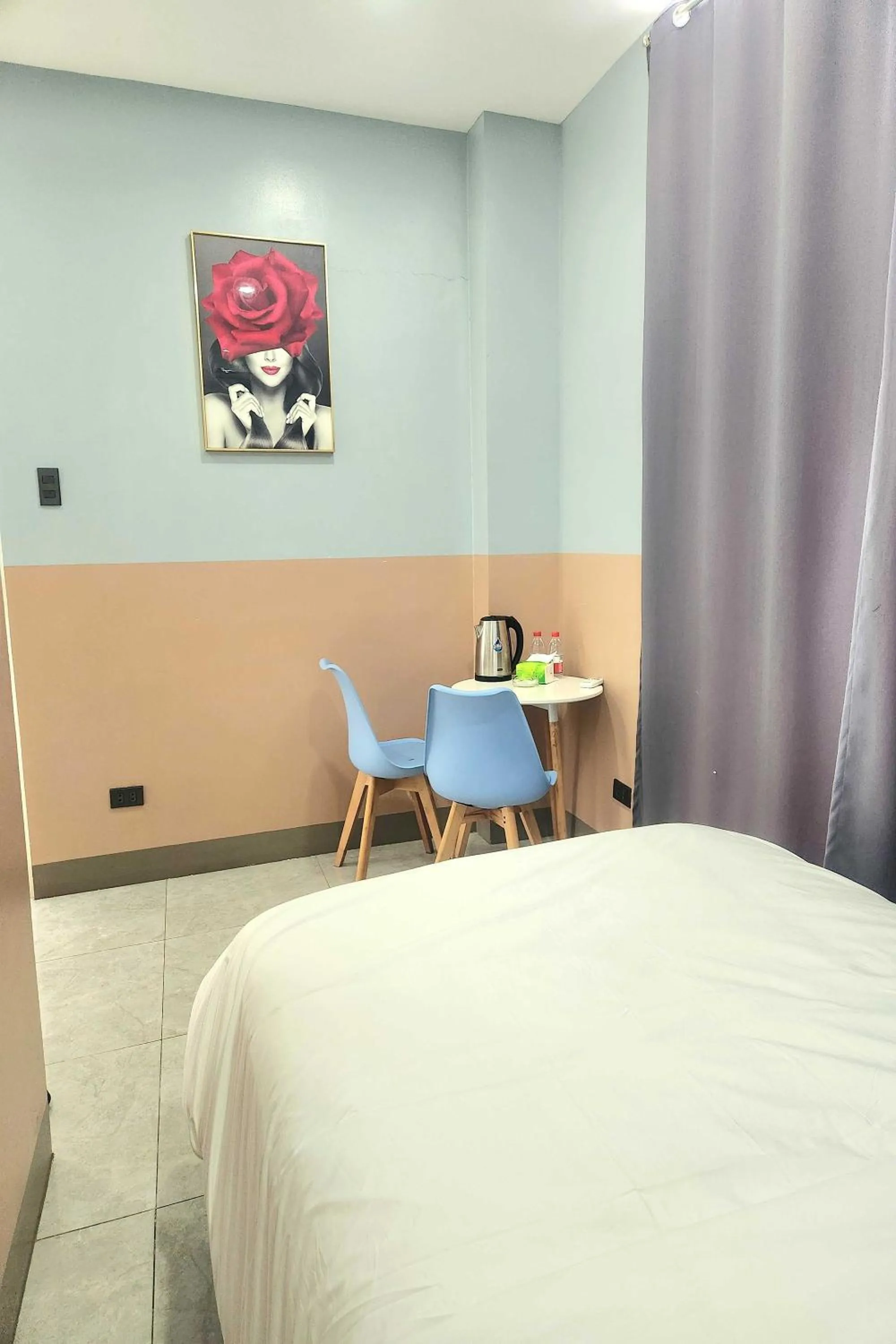 Bed in Qingqing Hotel Pasay Manila near MOA