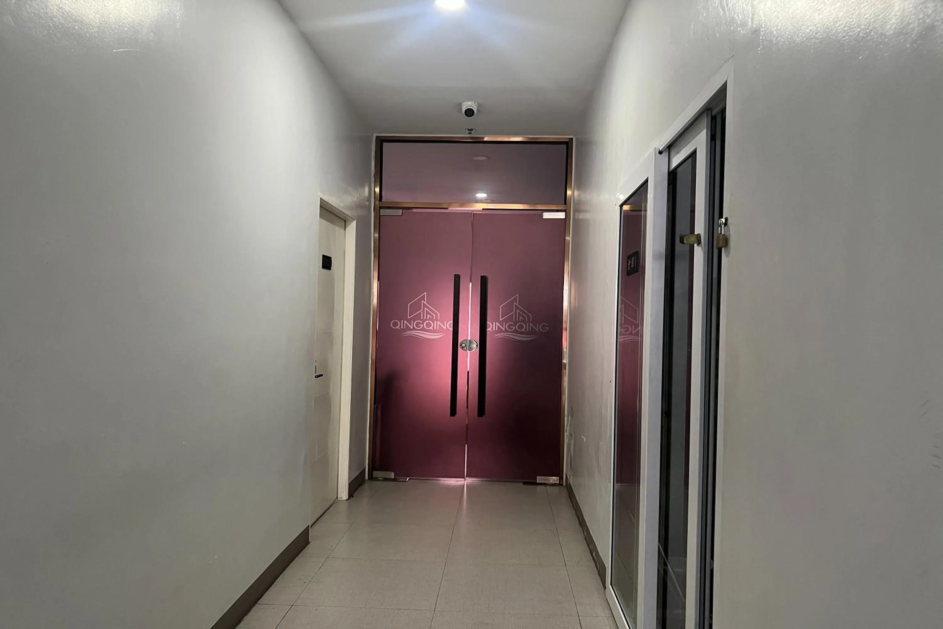 Decorative detail in Qingqing Hotel Pasay Manila near MOA