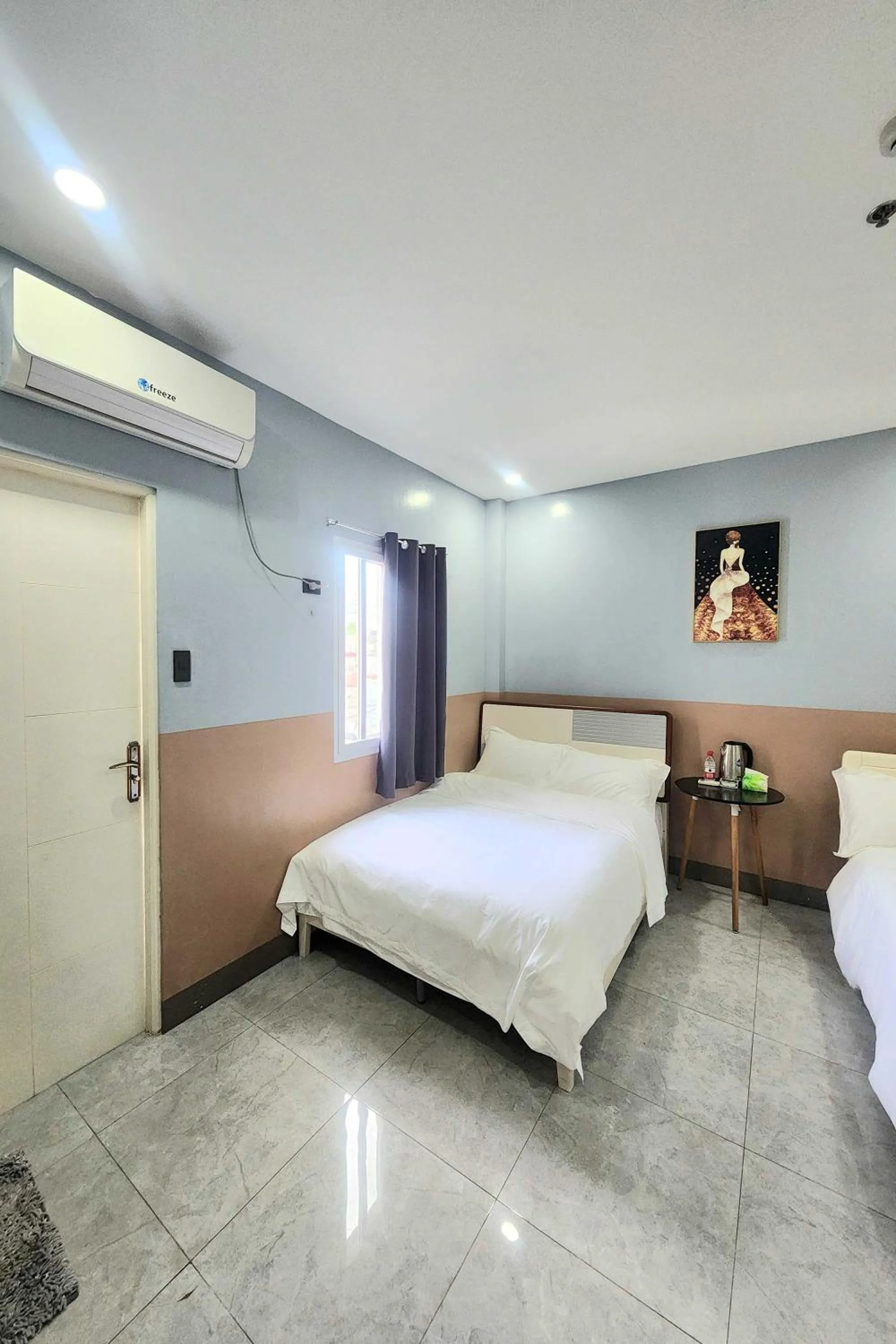 Bed in Qingqing Hotel Pasay Manila near MOA