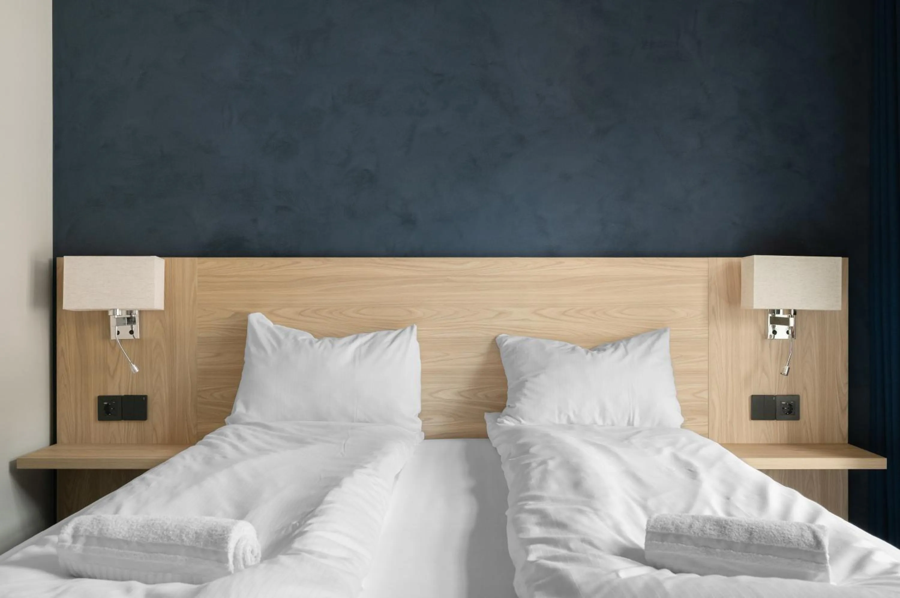 Bed in BREEZE Hotel Victoria - Self-Service