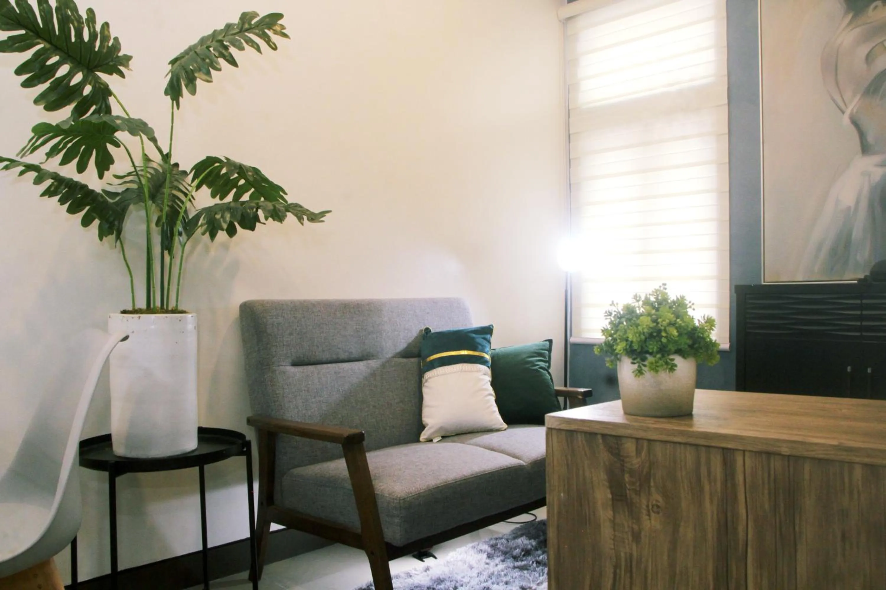 Living room in Cozy Pad in Cubao