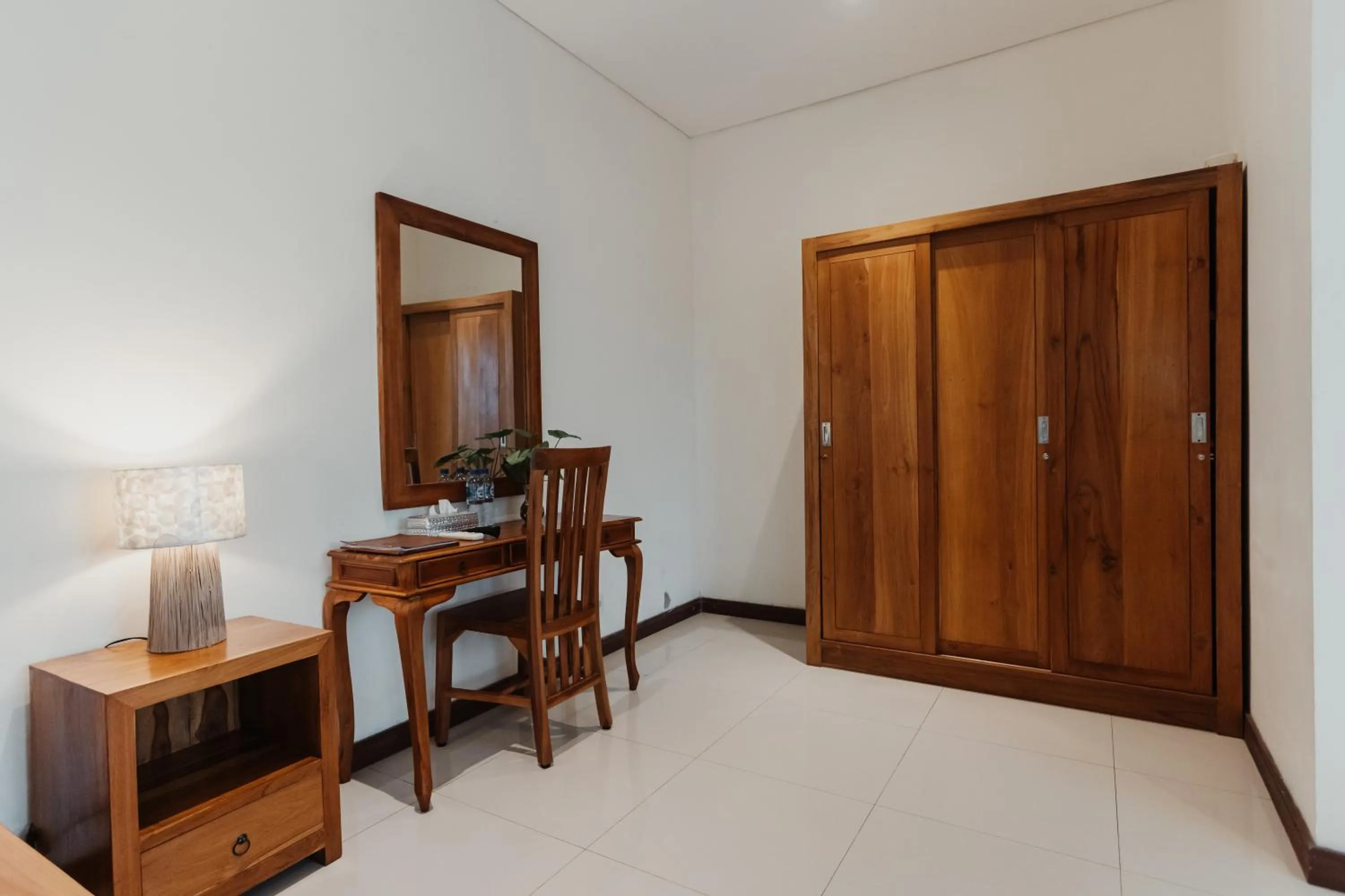 wardrobe in The Iyang Ubud