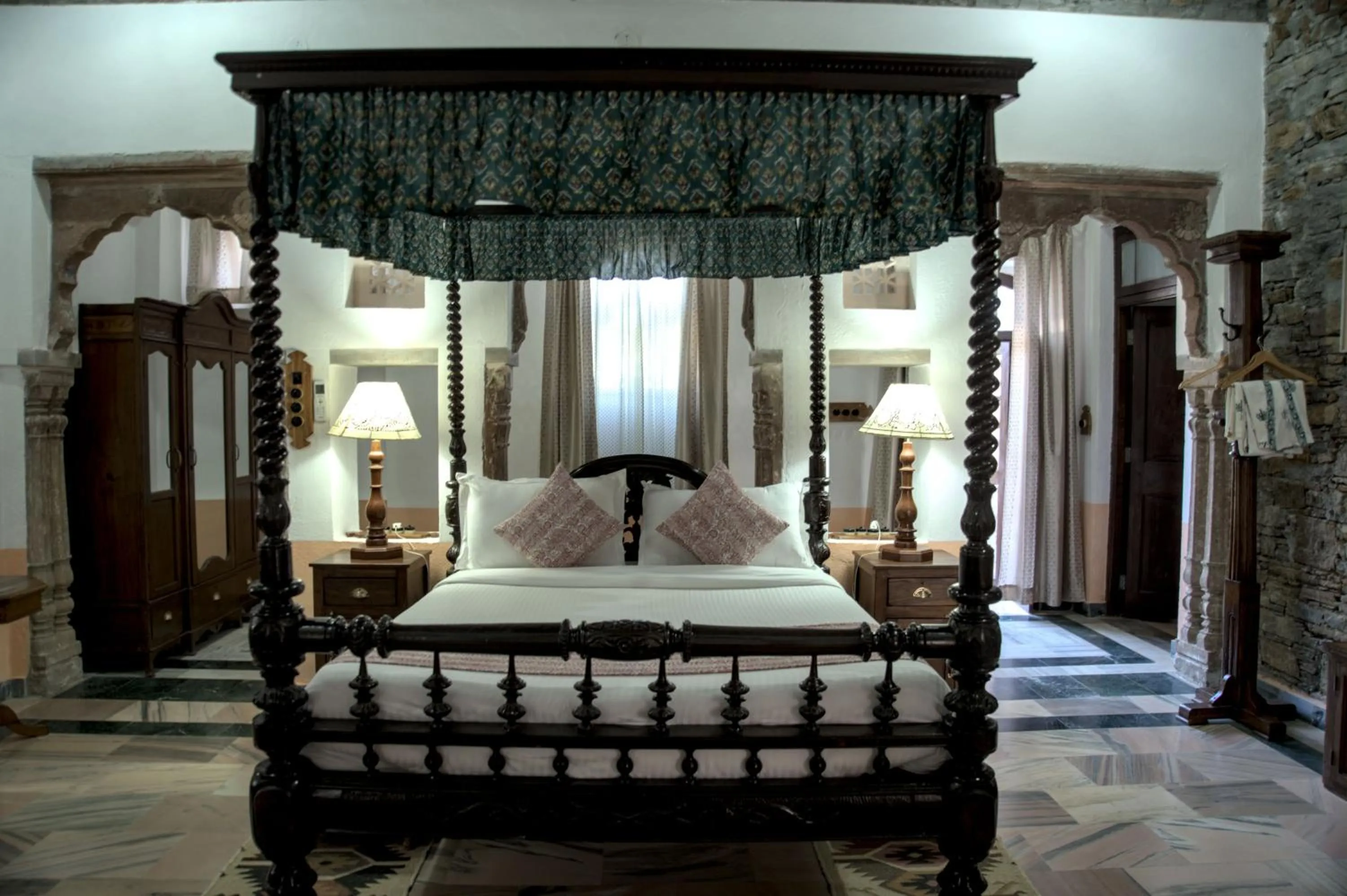 Bed in Shrisiddhpuram