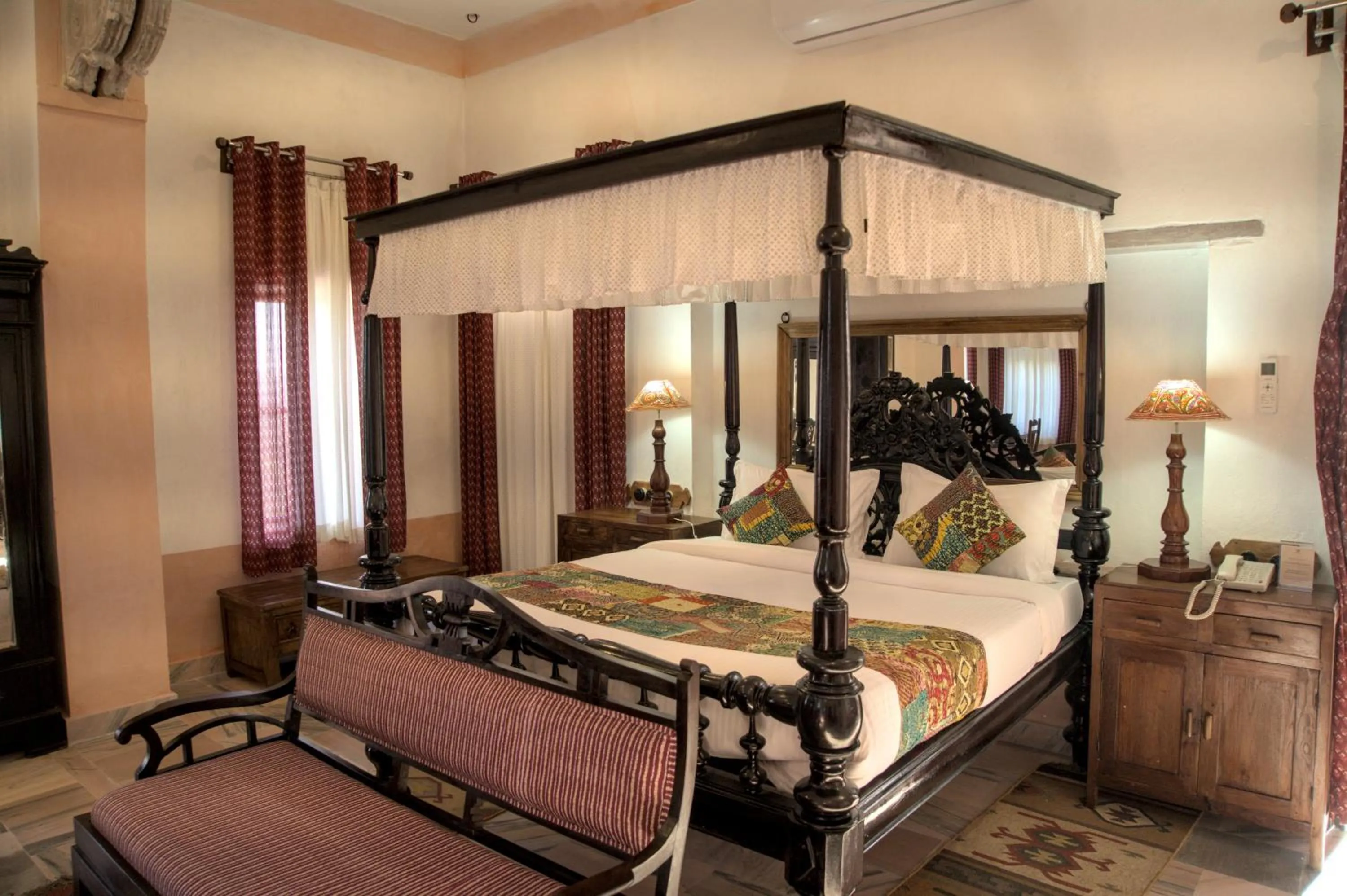 Bed in Shrisiddhpuram