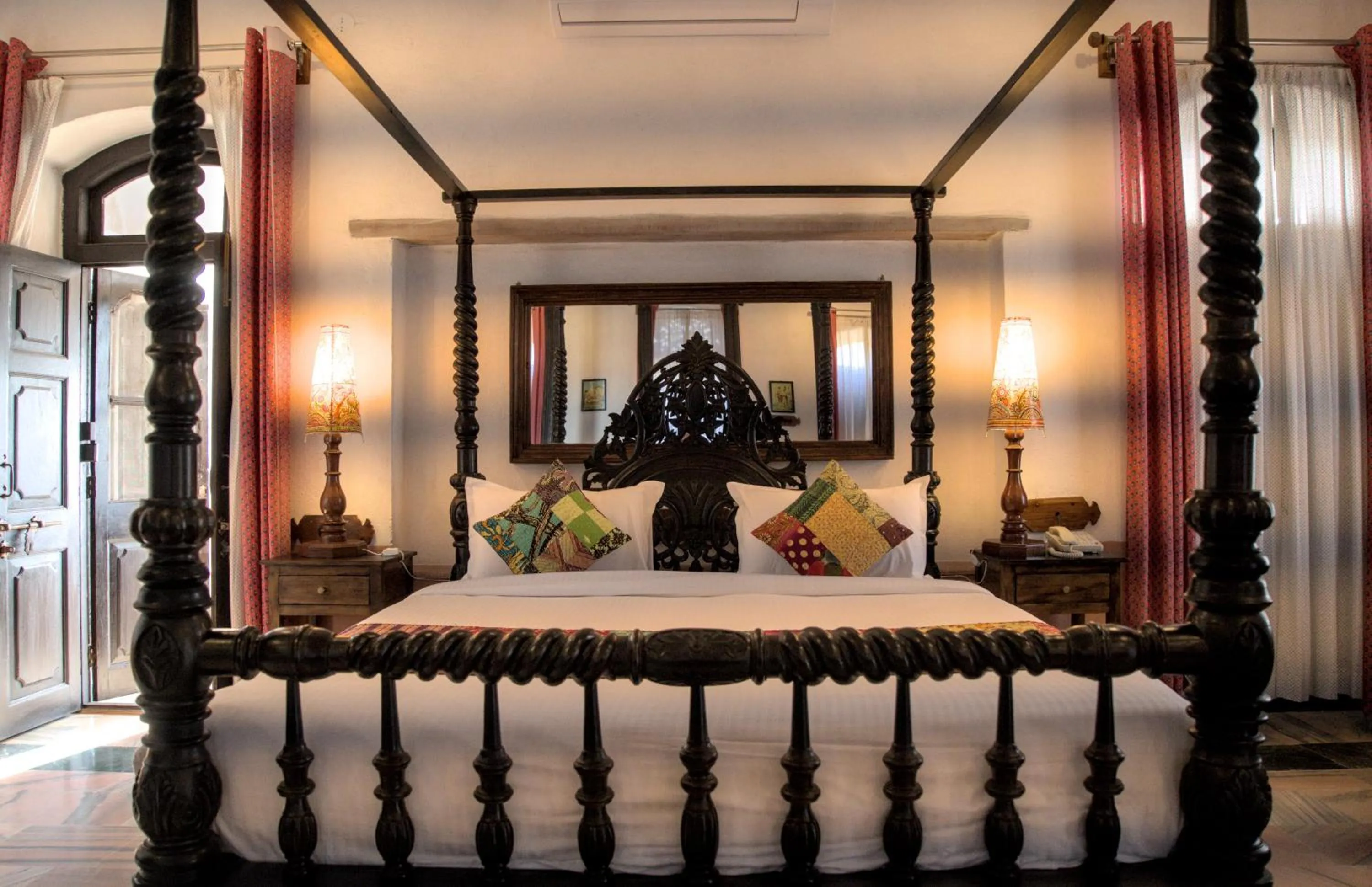 Bed in Shrisiddhpuram