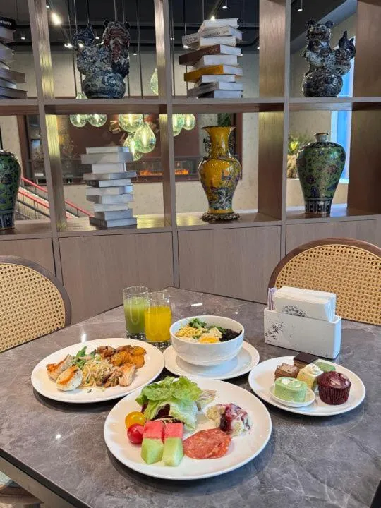Breakfast in Shanghai T Plus Hotel Residence