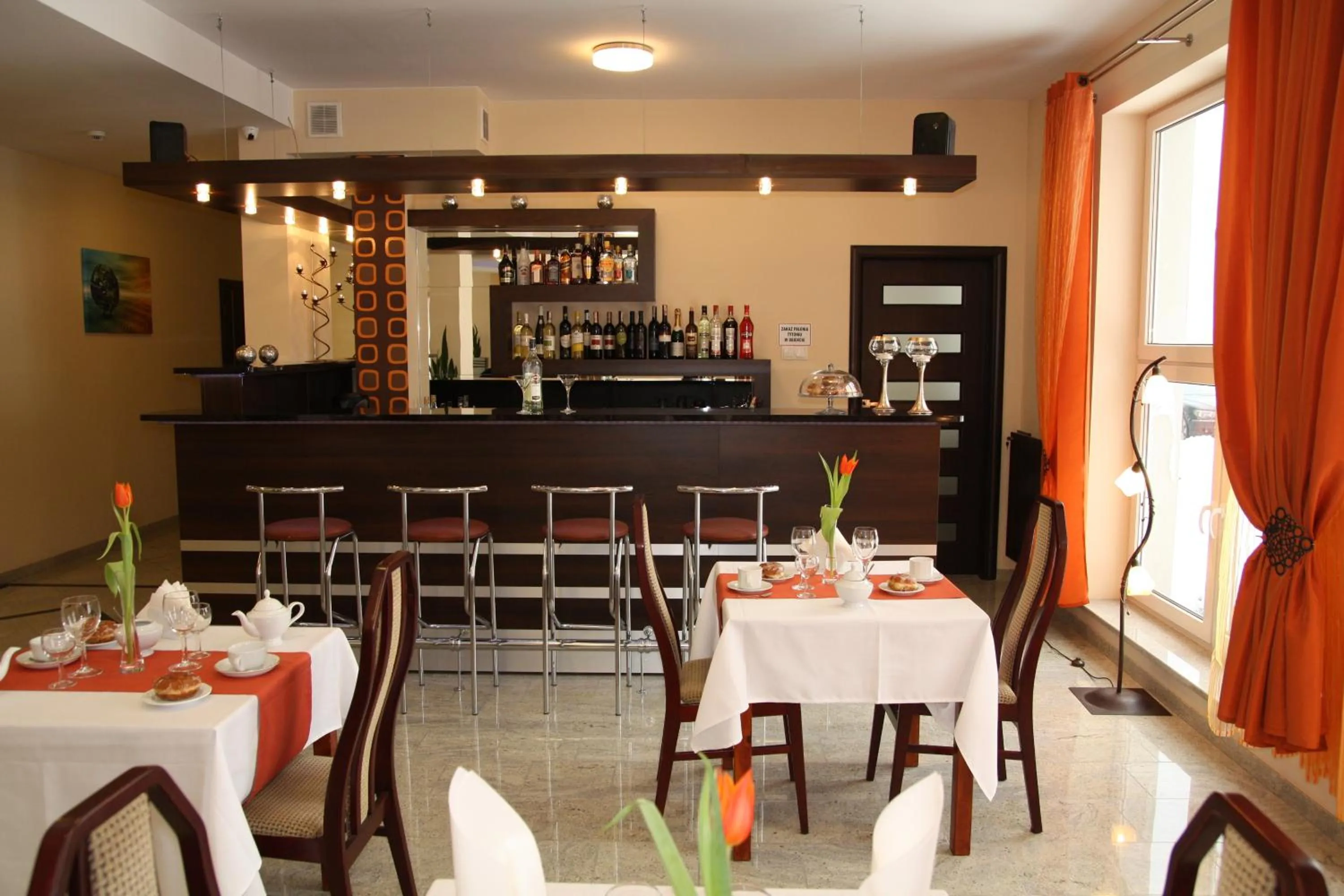 Food in Hotel Kosmonauty Wrocław-Airport