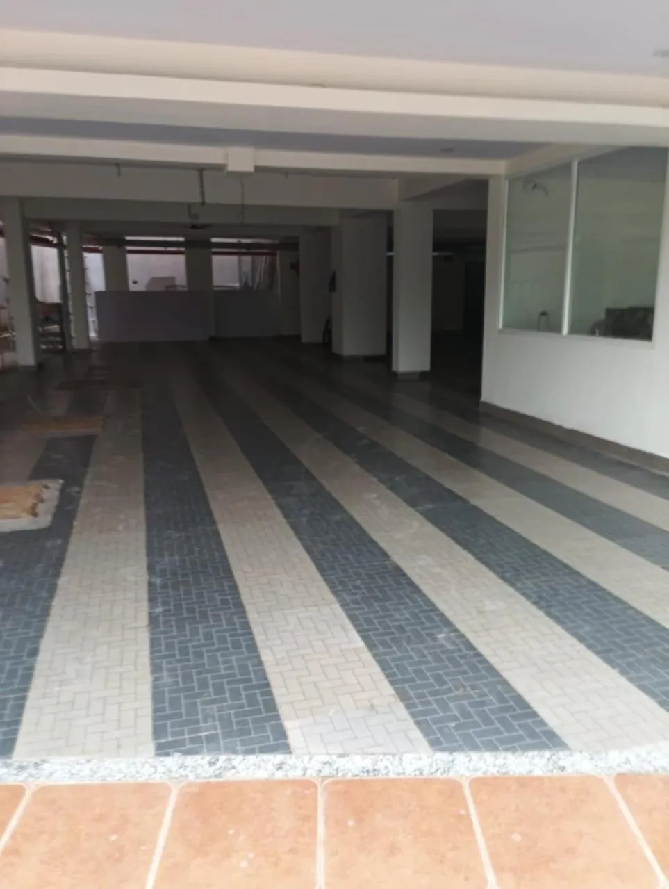 Property building in Hotel Paramount