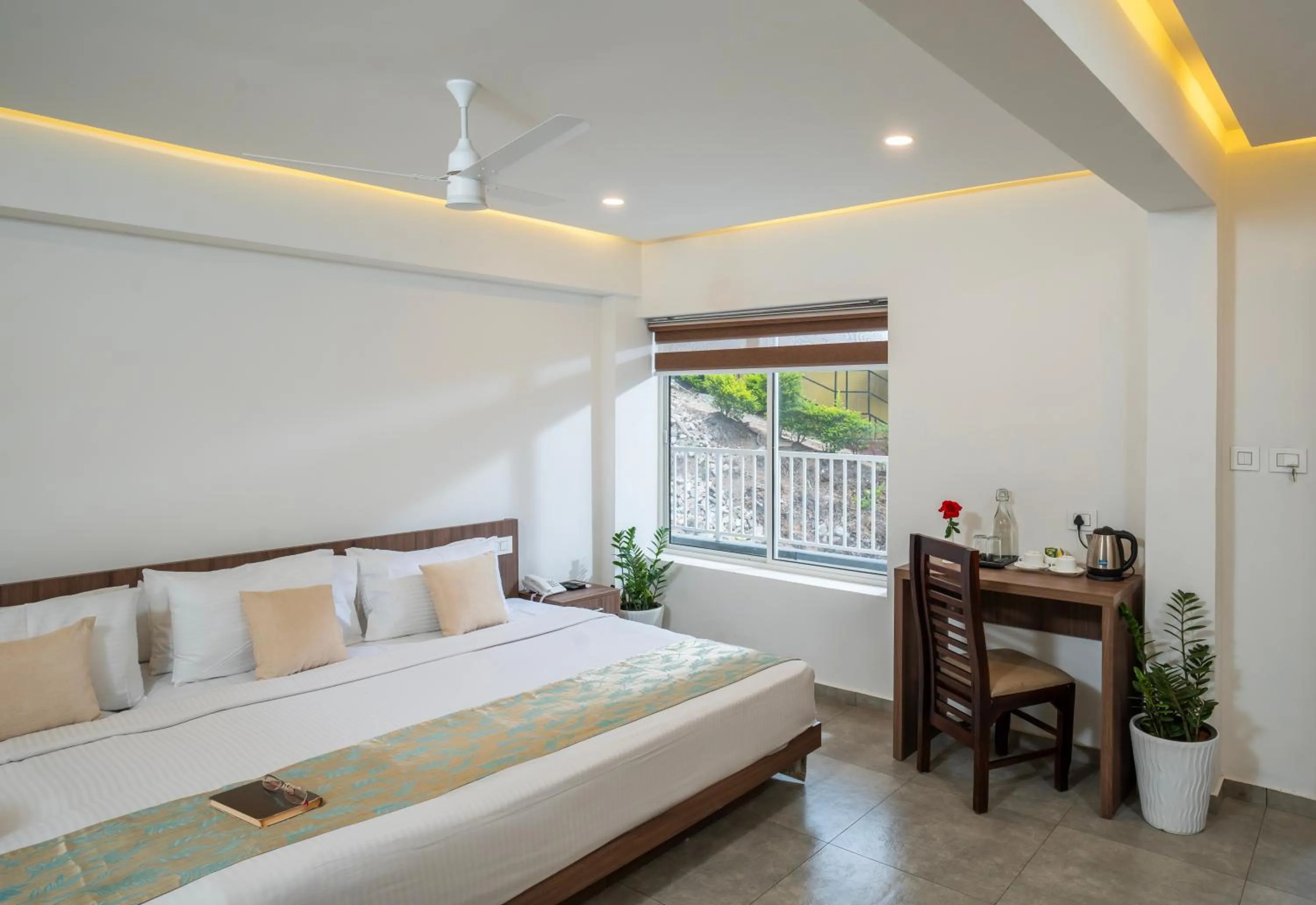 Bedroom, Bed in Green Tea Hotels