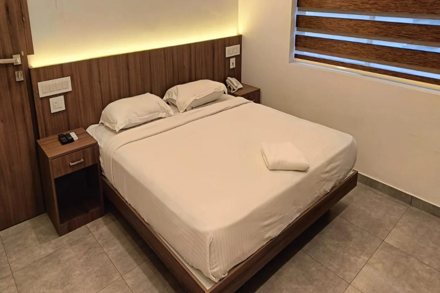 Bed in Green Tea Hotels