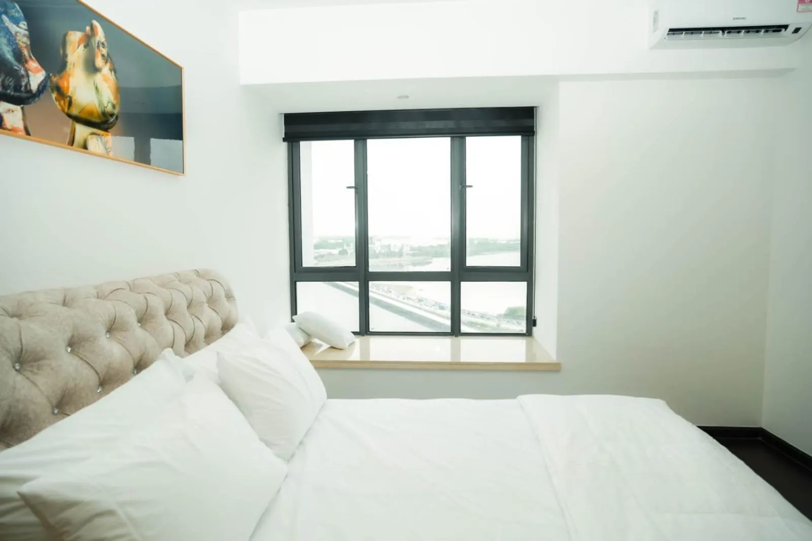 Bed in R&F Princess Cove, U-Home