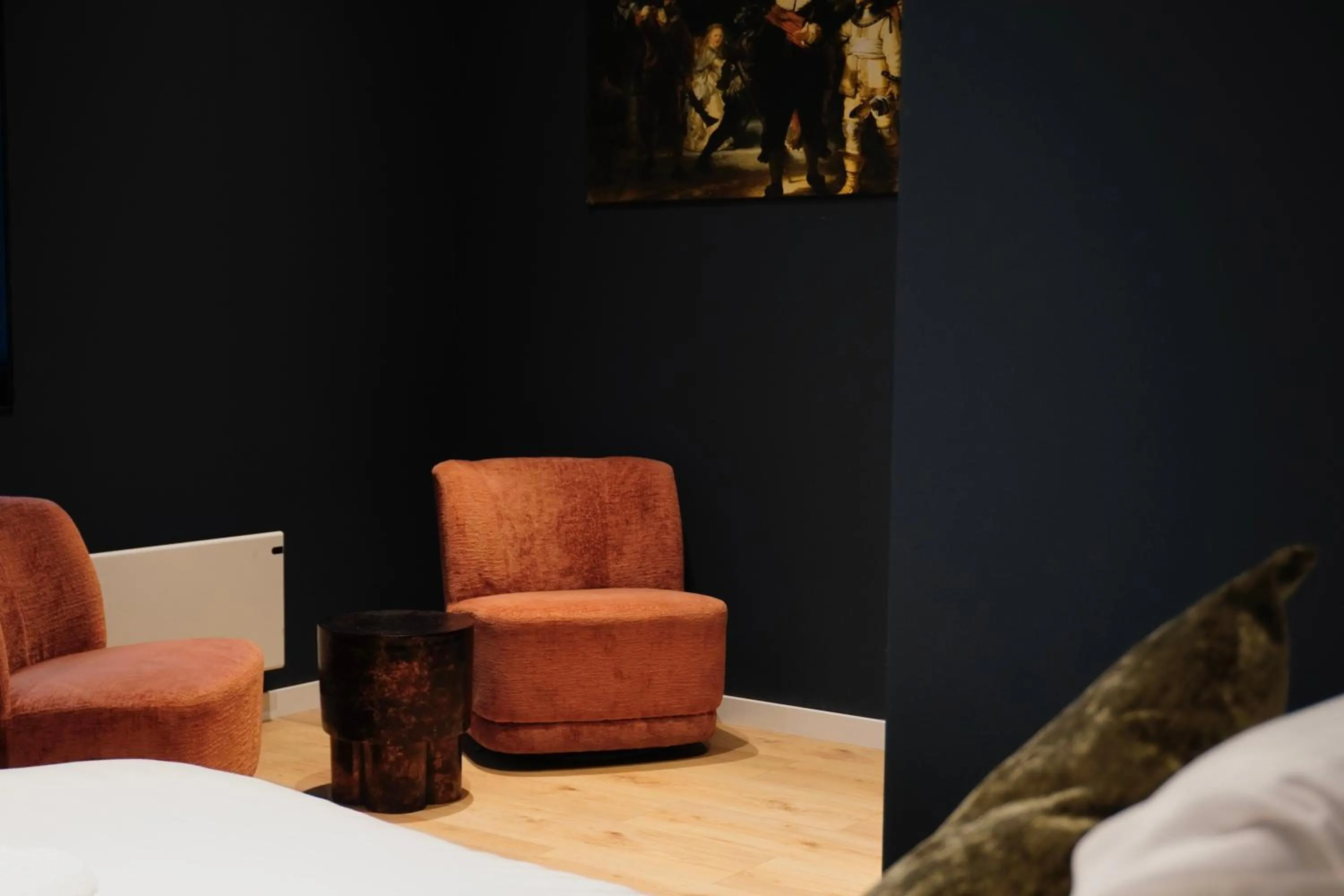 Seating area, Bed in Hotel Twenty-Three Amsterdam Airport