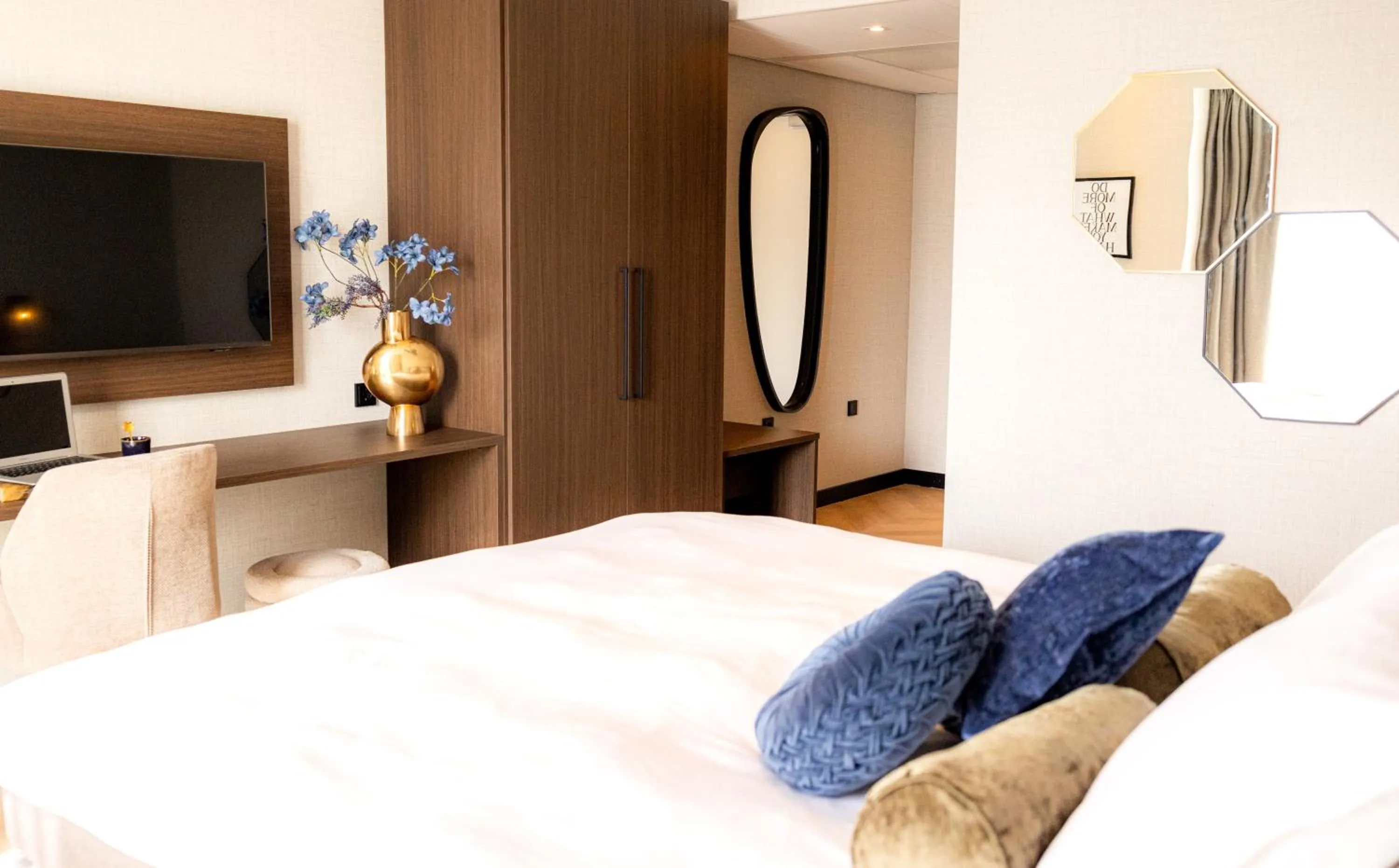 Bedroom, Bed in Hotel Twenty-Three Amsterdam Airport