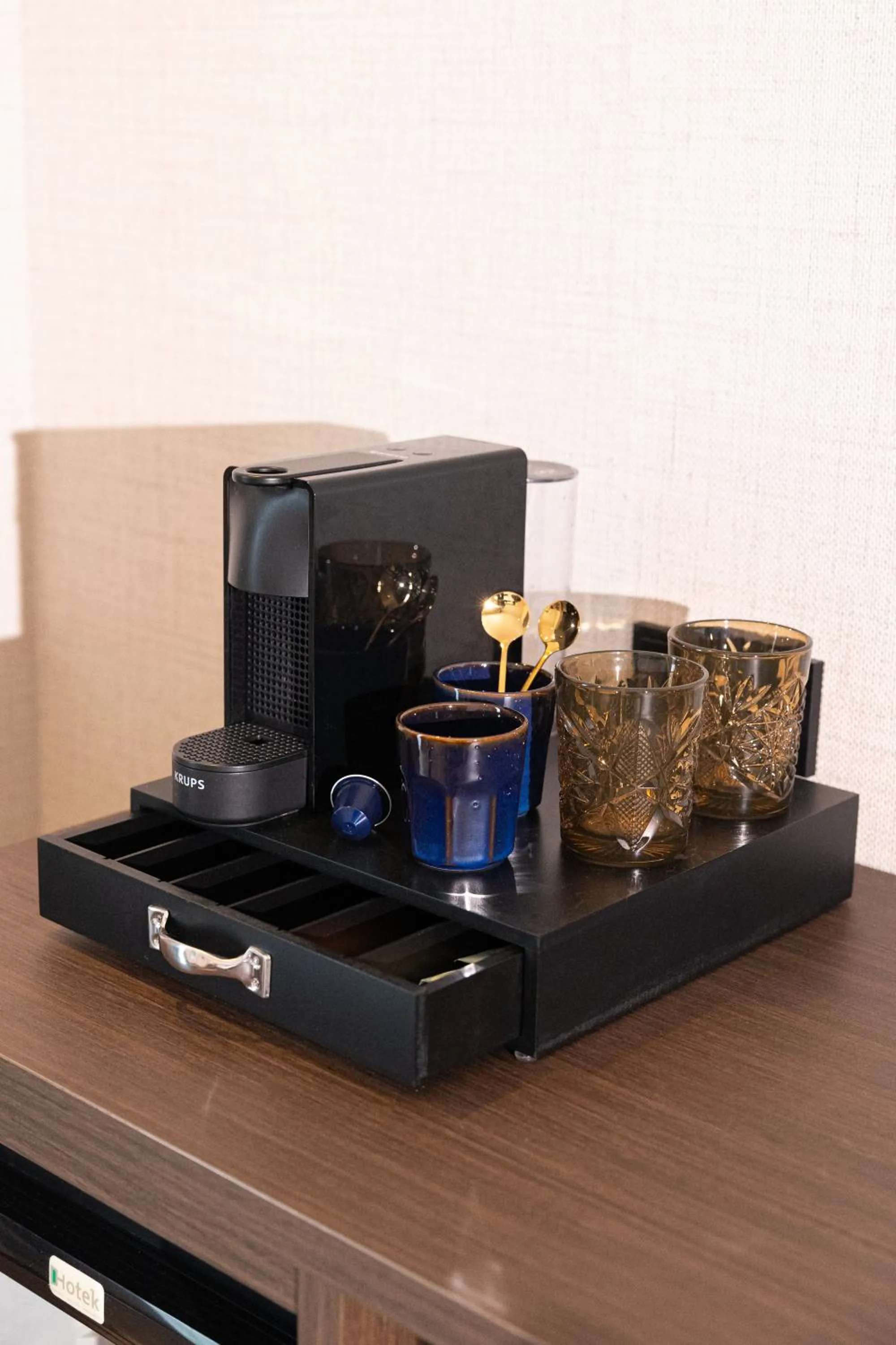Coffee/tea facilities in Hotel Twenty-Three Amsterdam Airport
