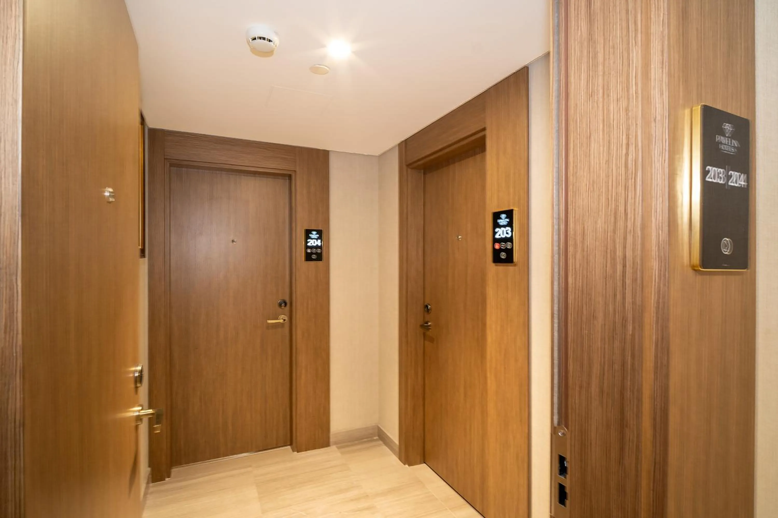 Rayelin Hotel Old Town