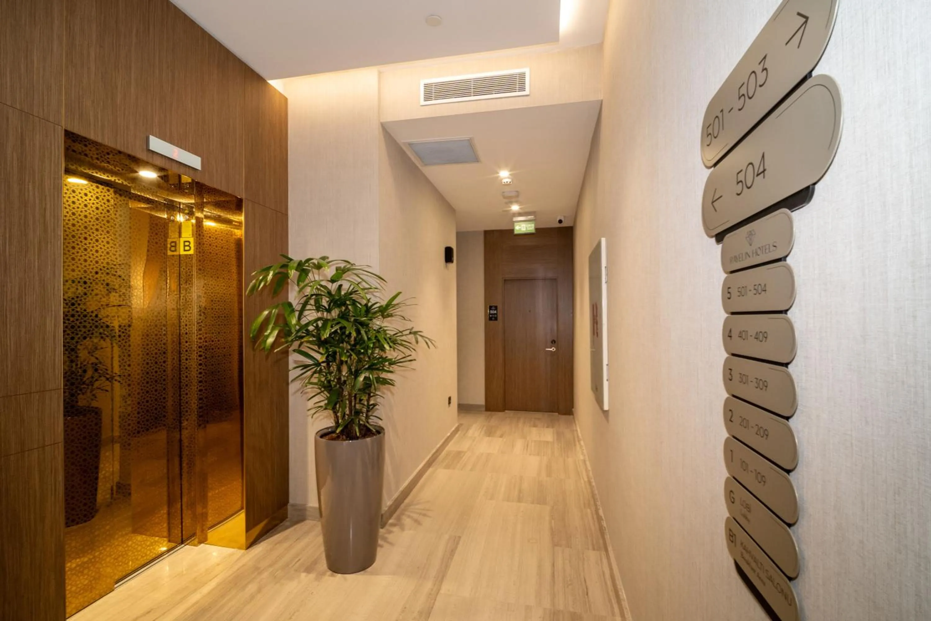 Rayelin Hotel Old Town