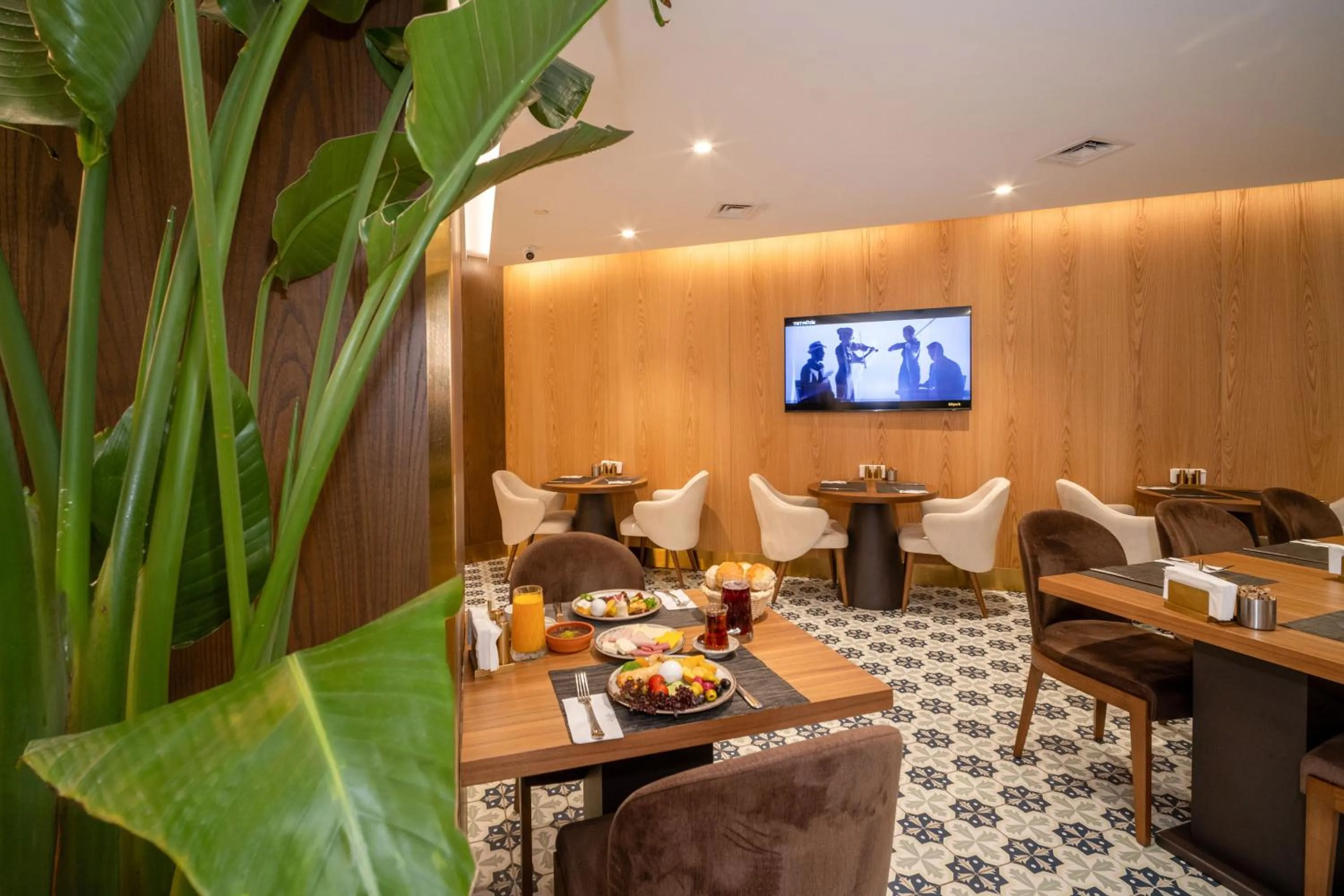 Rayelin Hotel Old Town