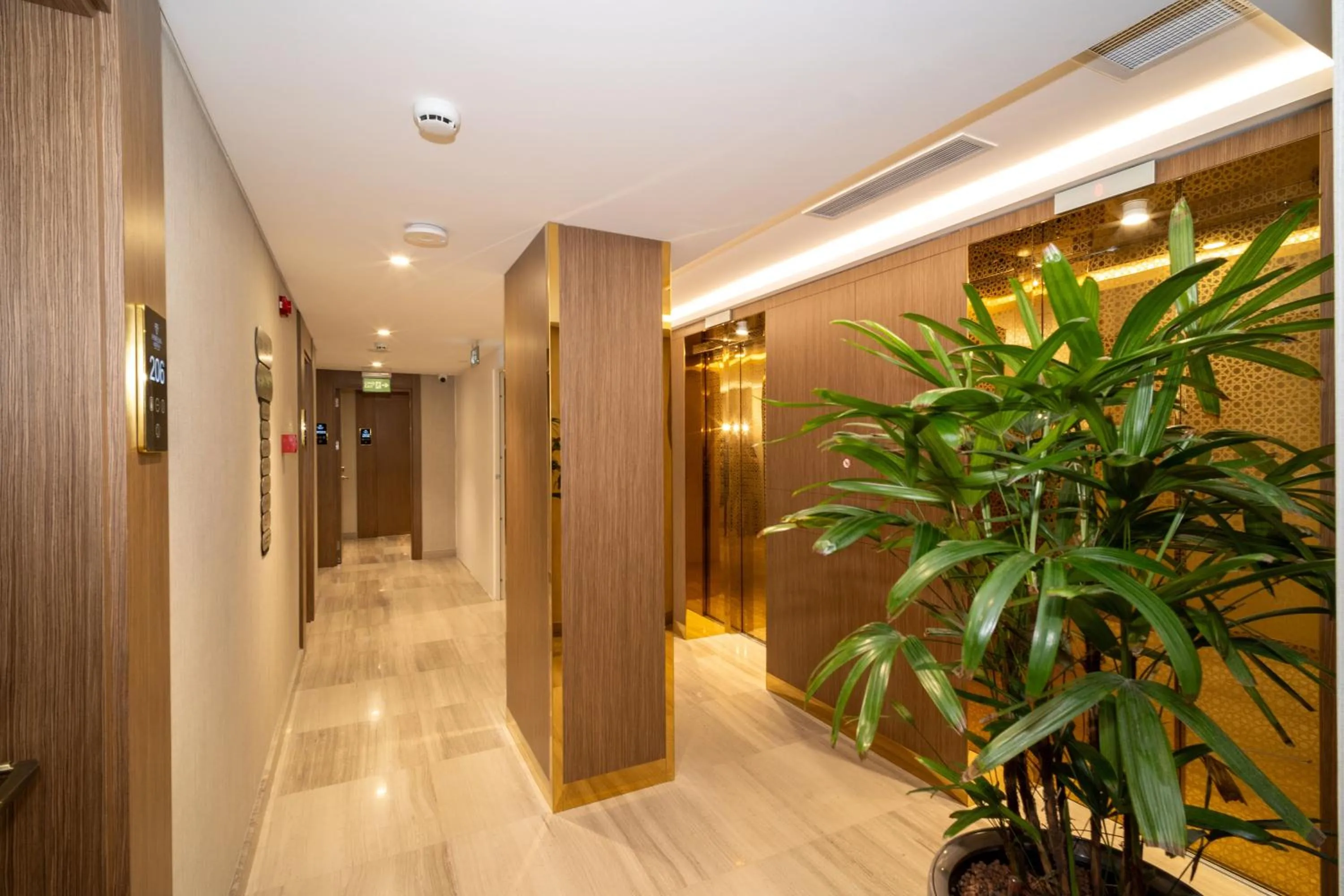 Rayelin Hotel Old Town