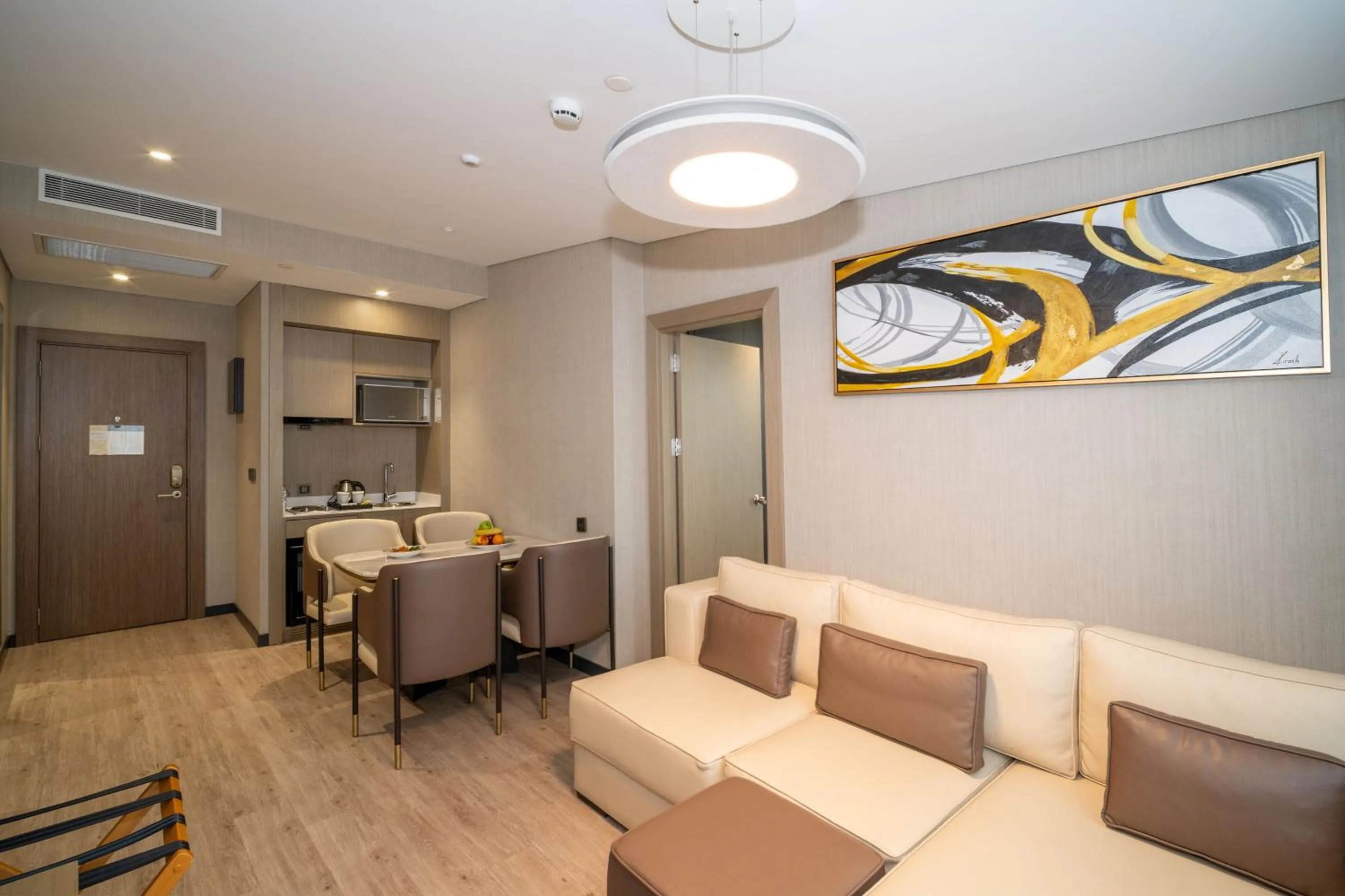 Rayelin Hotel Old Town