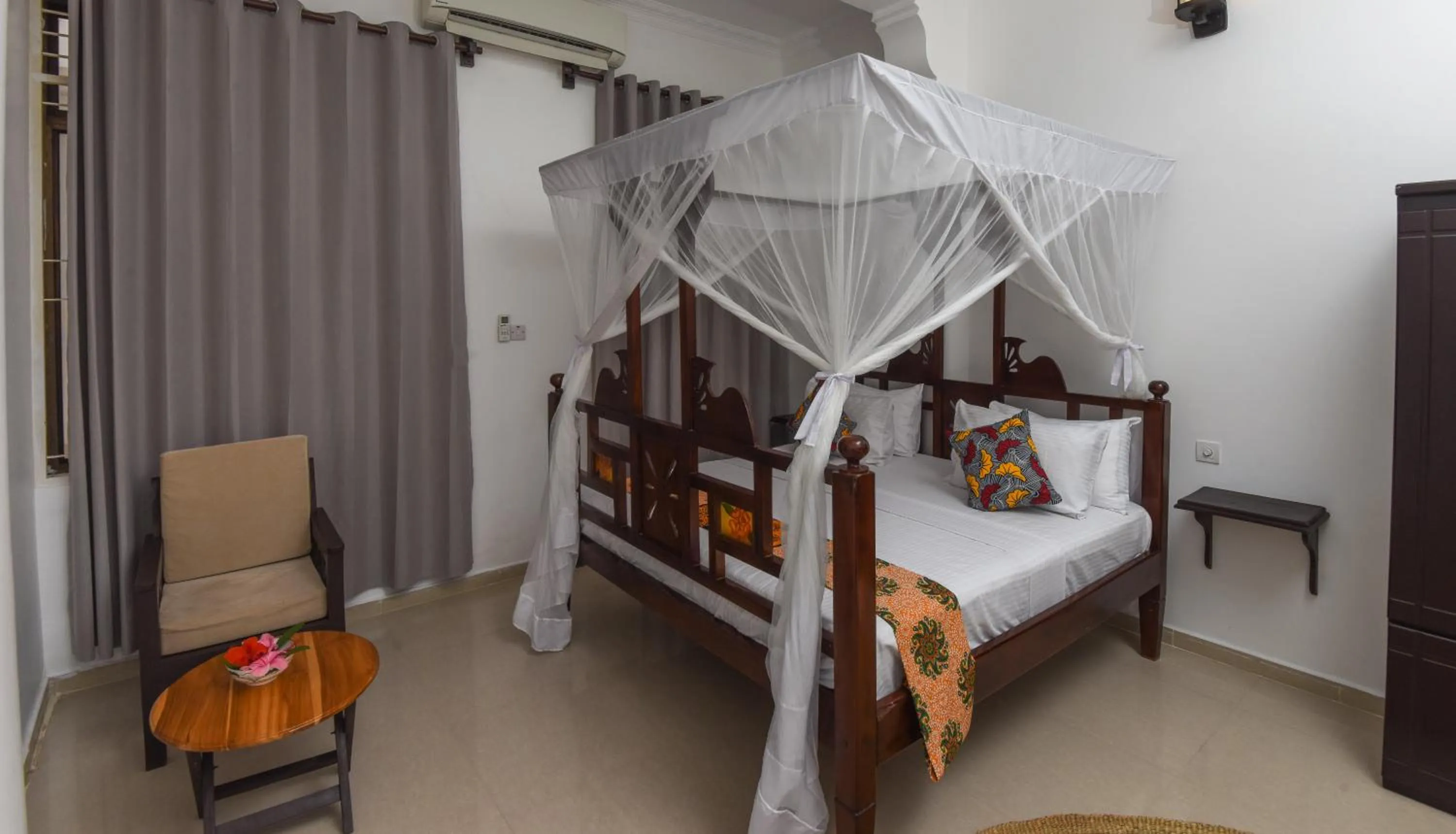 Bed in Zanzibar View Hotel