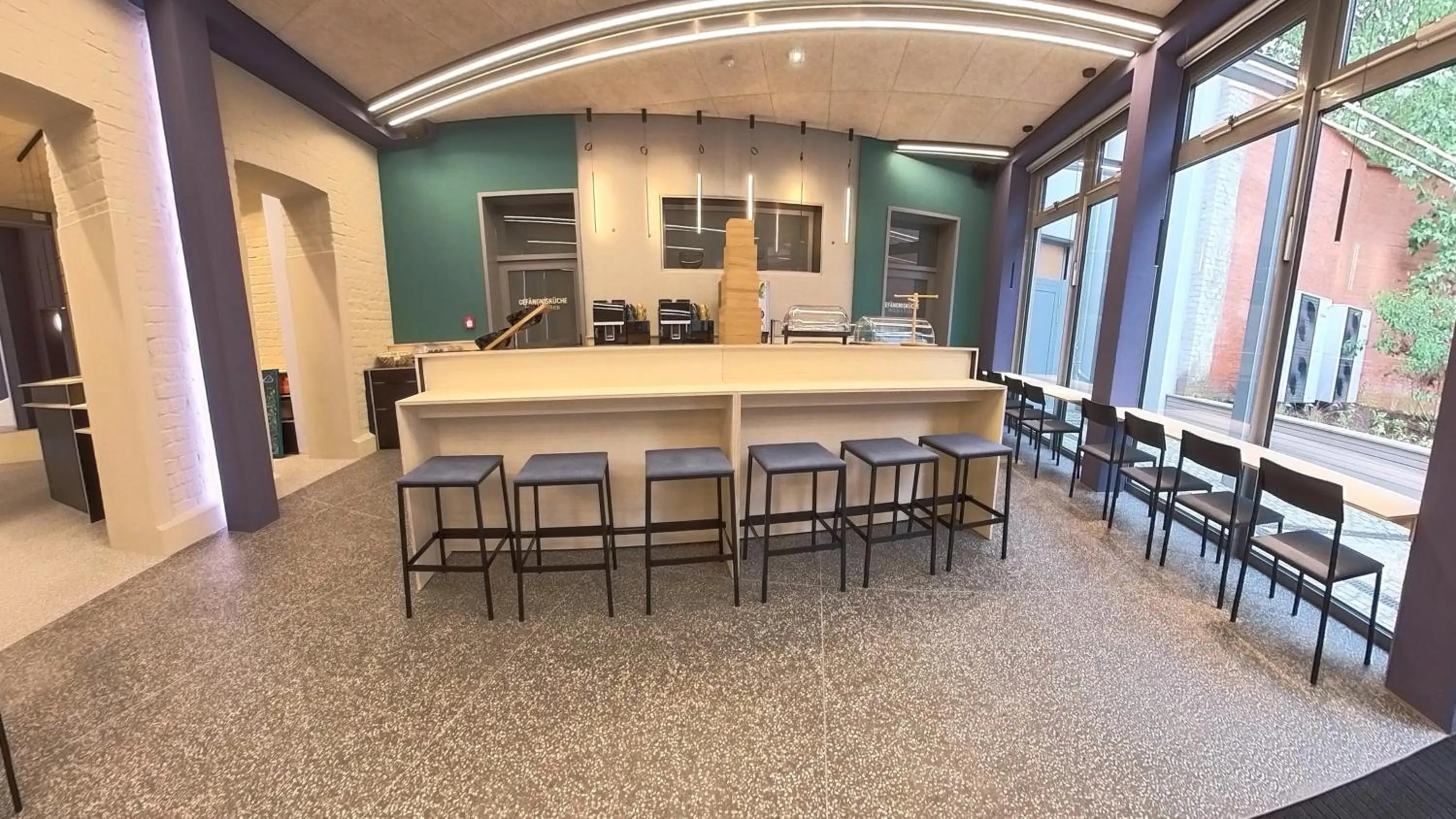 Breakfast in Das Kittchen