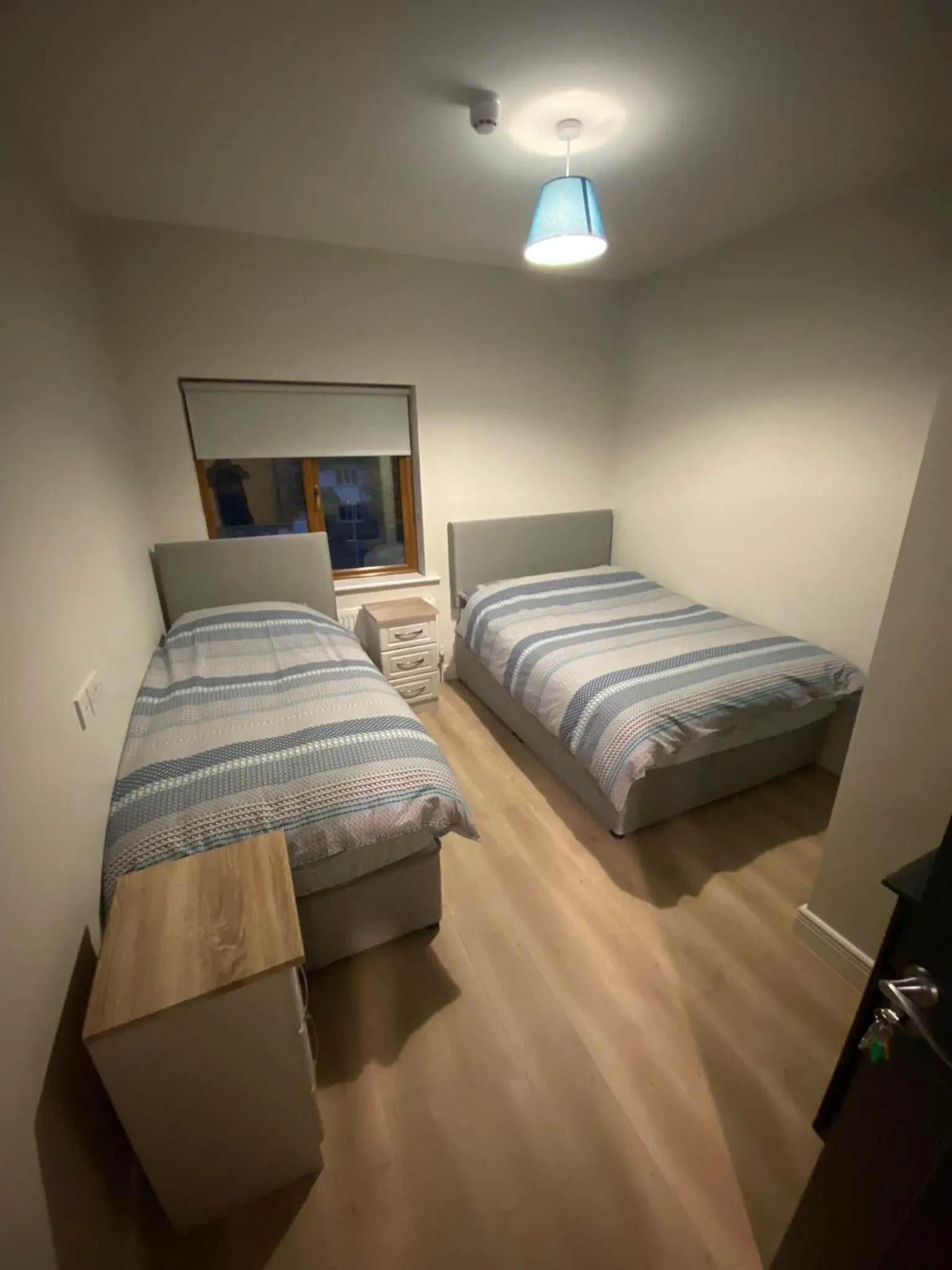 Bedroom, Bed in Dromod suites